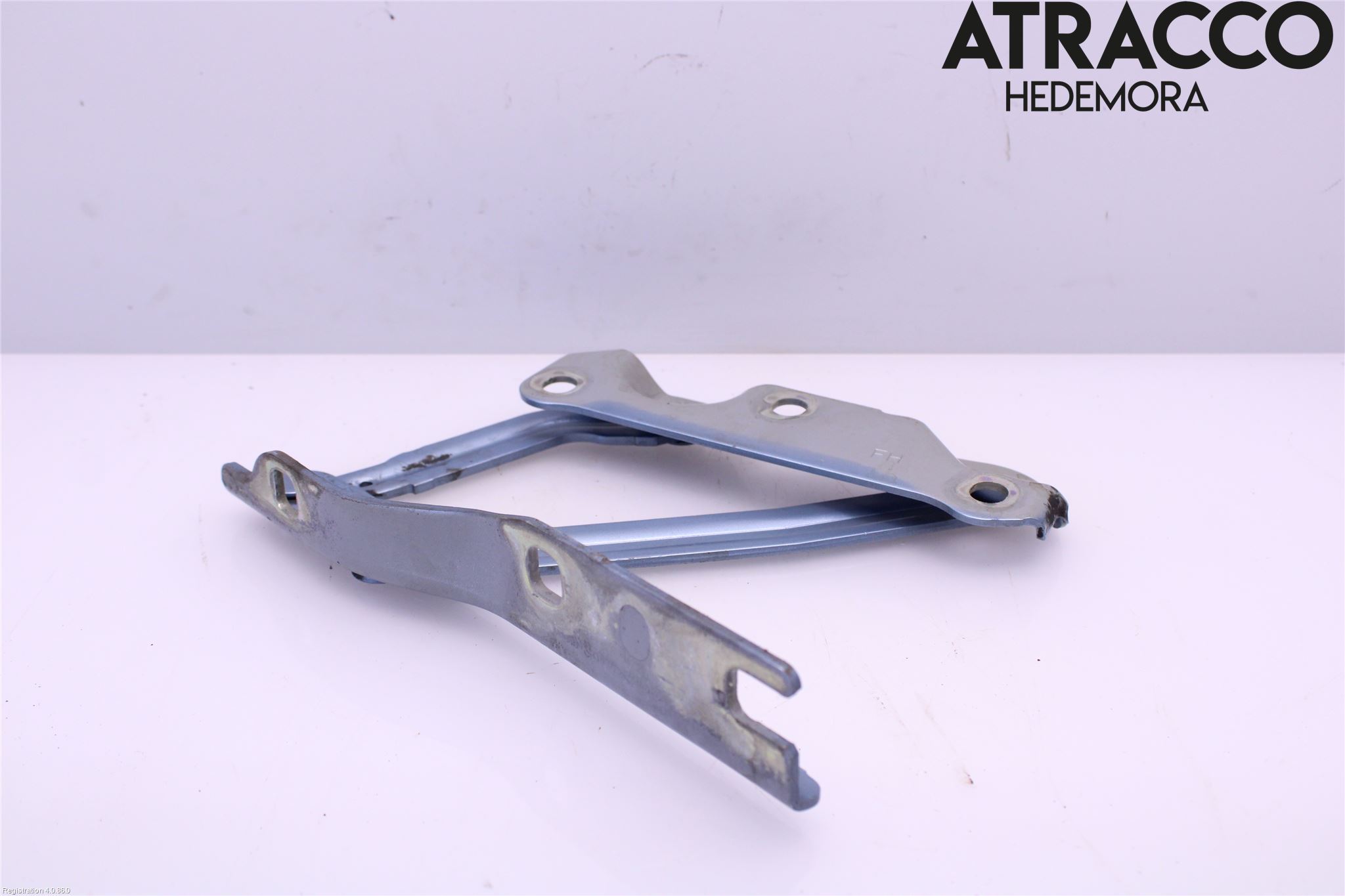 Saab 9-5     06-10 Huvgångjärn