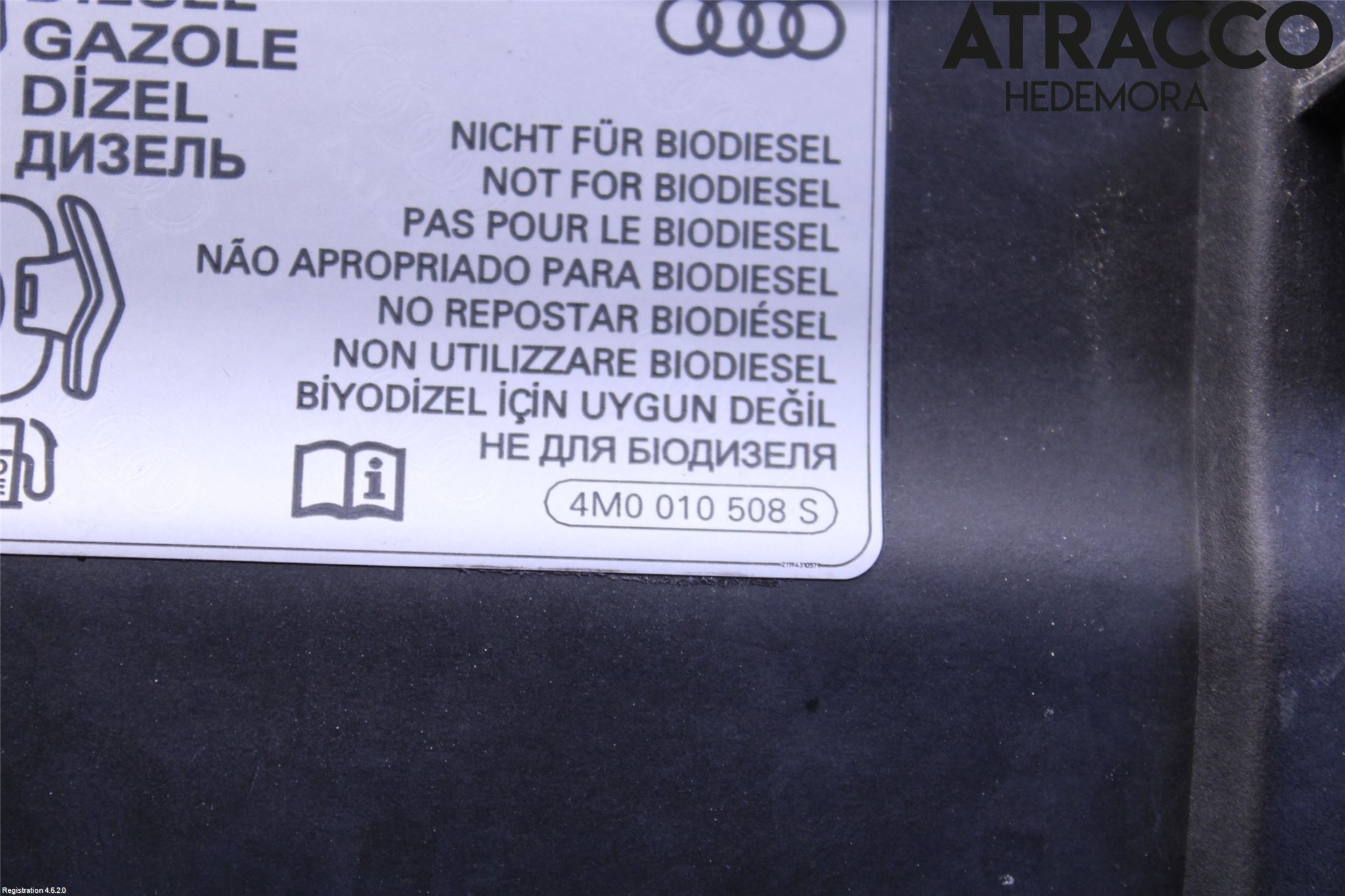 Audi A4/S4 B9 16-19 Tanklucka