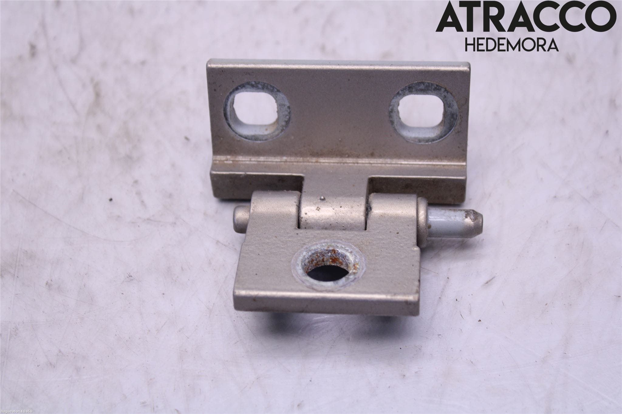 Volvo XC70 05-07 Dörrgångjärn