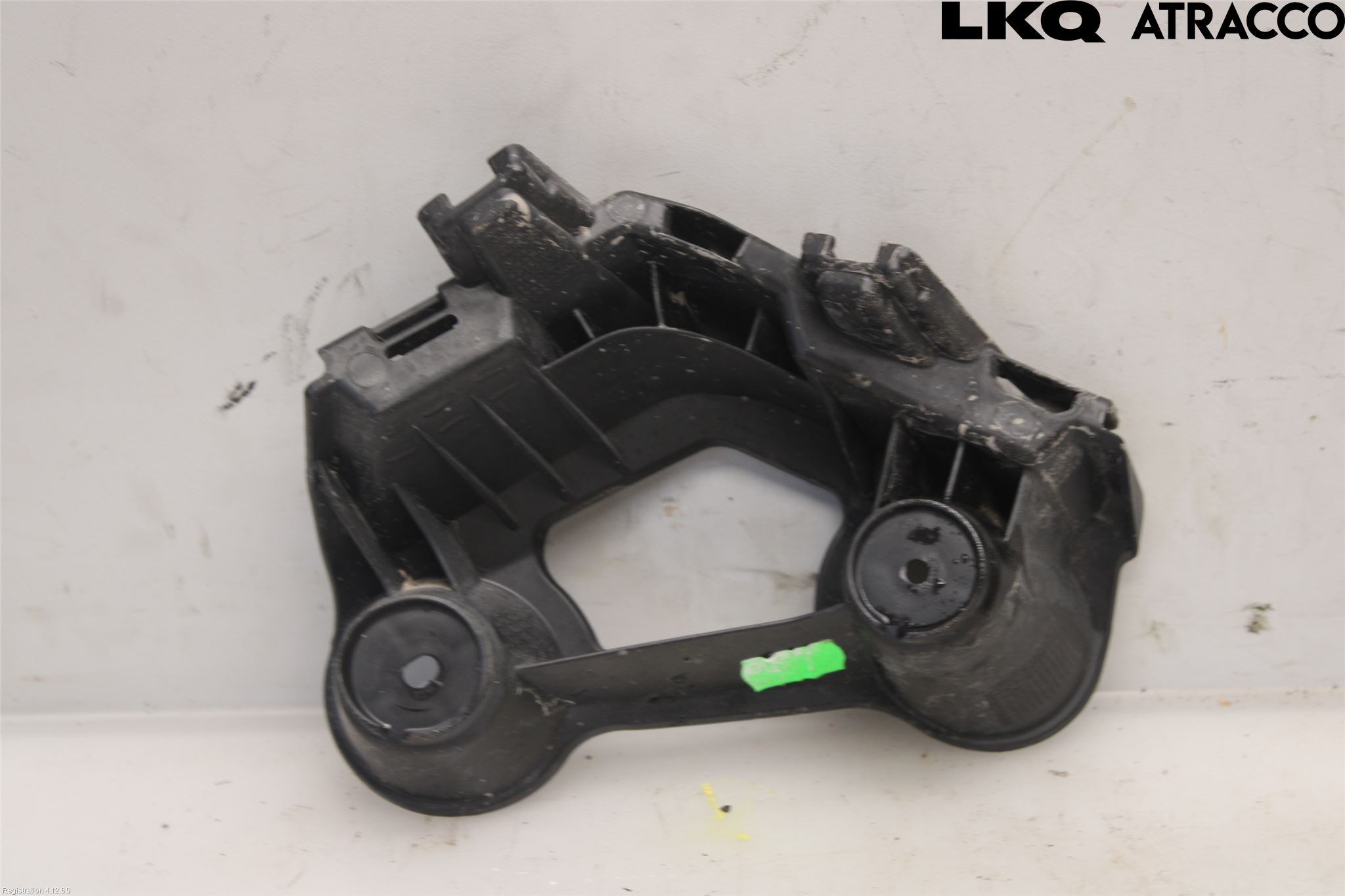 Skoda SCALA 19- Stötfångarfäste Bak Hö