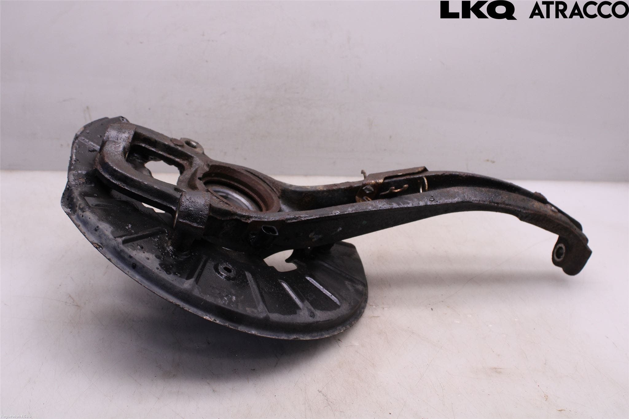 Volkswagen VW TOUAREG 7P 11-18 Styrspindel Lagerhus Hö