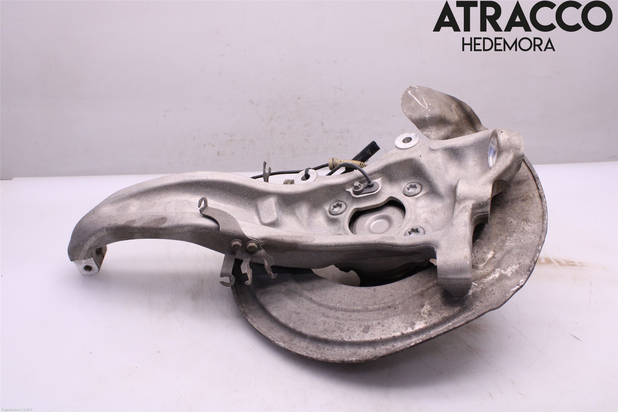 BMW 5 G30/G31/F90 17-23 Styrspindel Lagerhus Hö