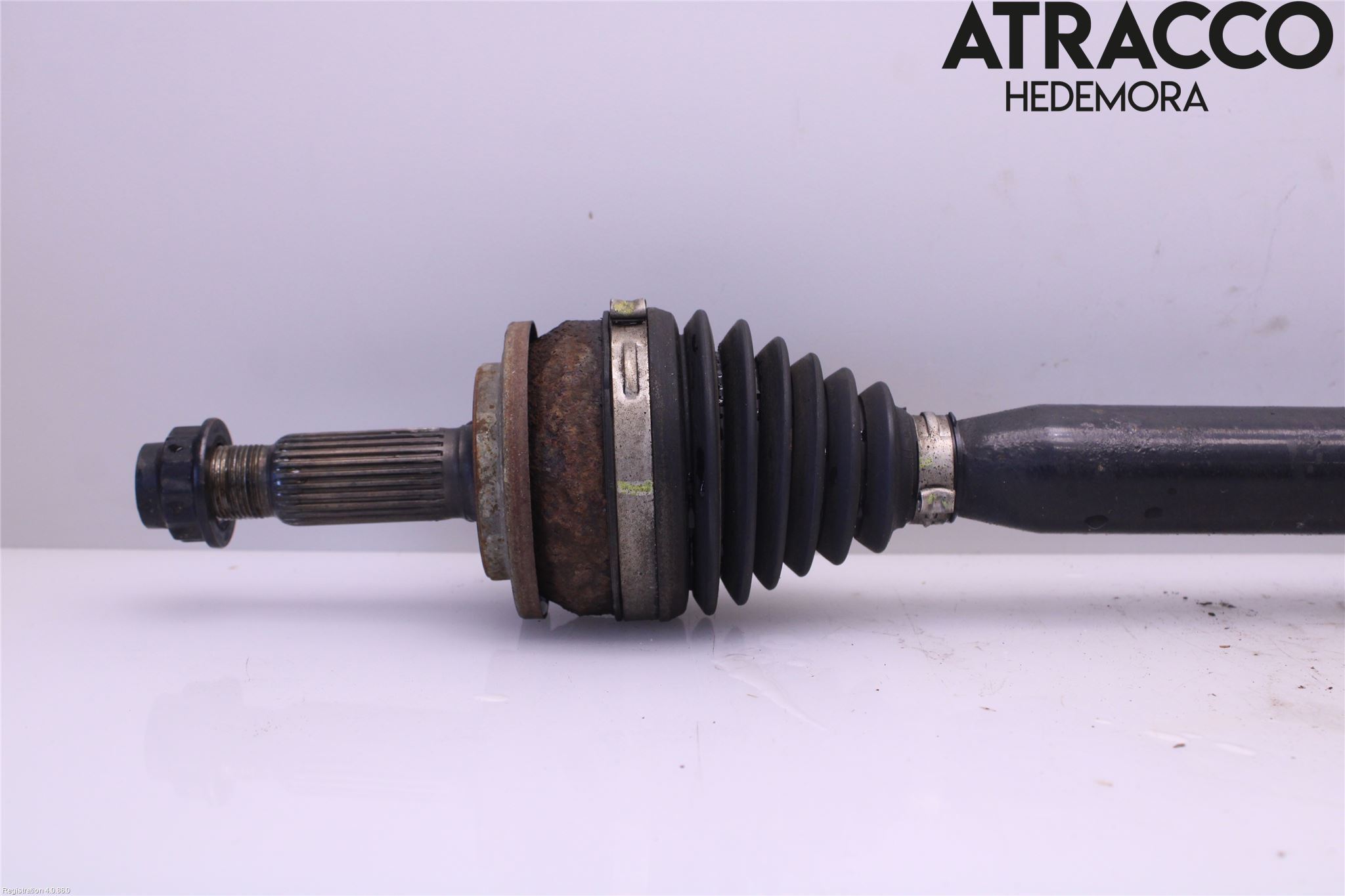 Toyota AURIS 10-12 Drivaxel Fram Höger