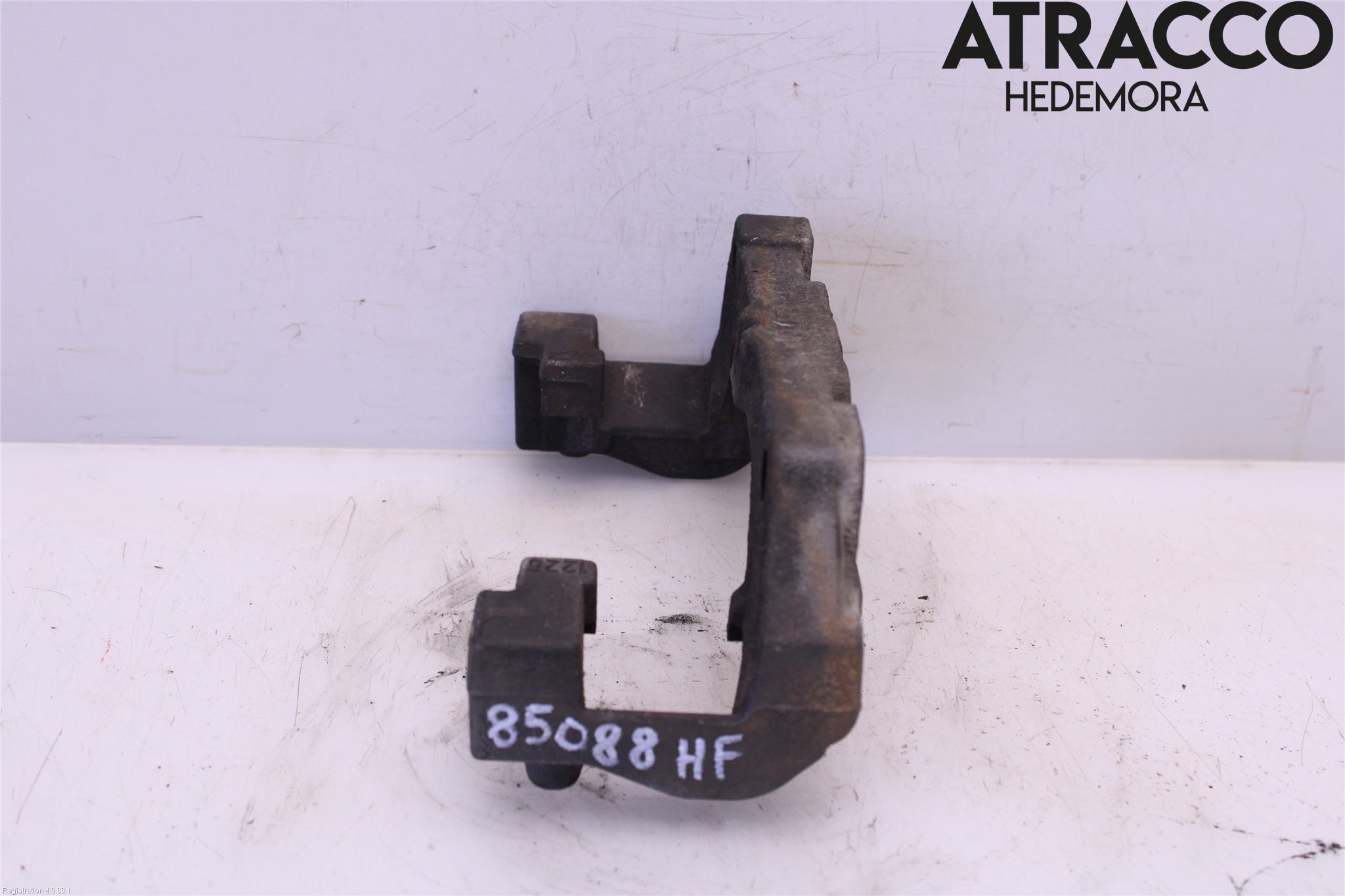 Volvo S90 17->> Bromsokshållare