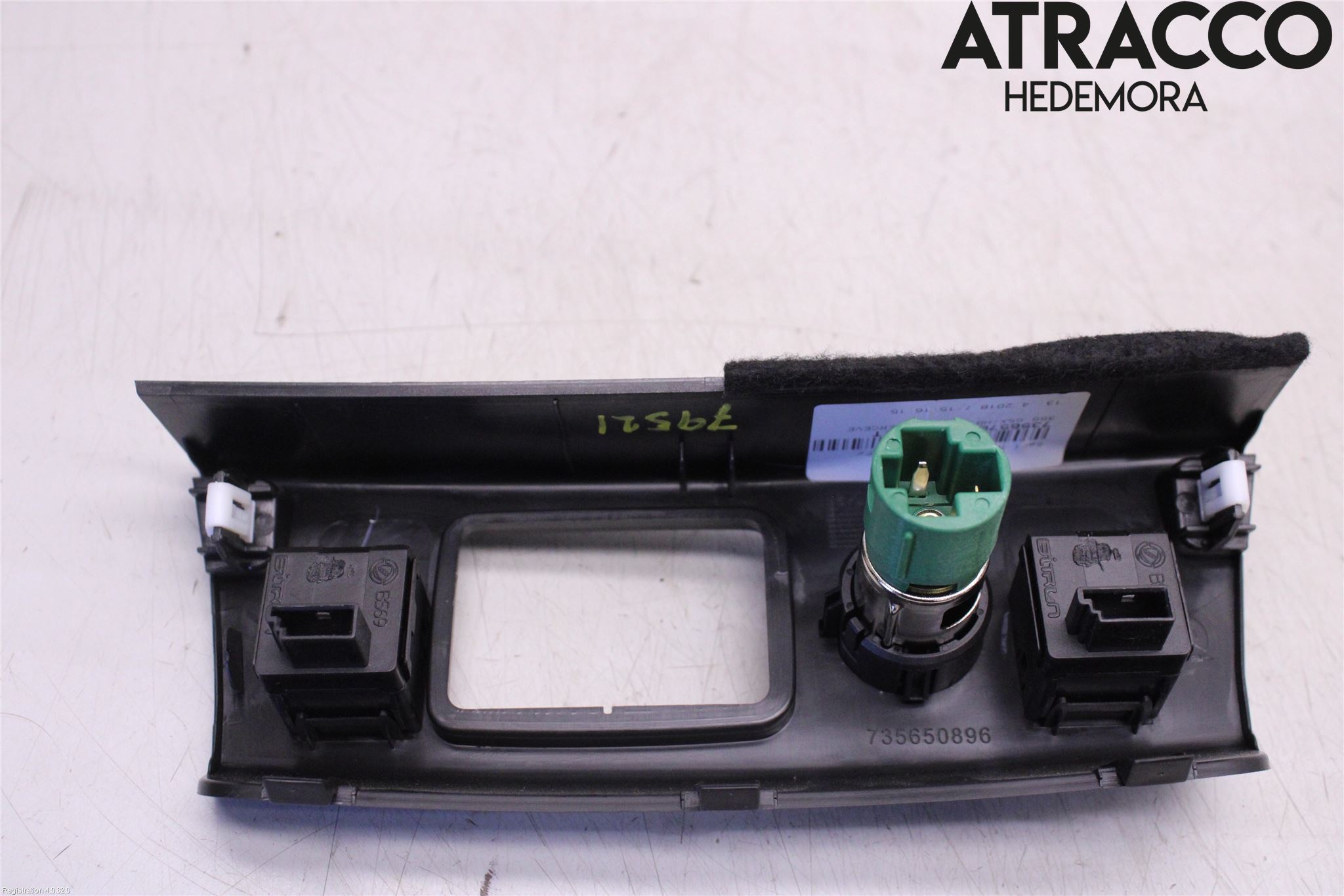 Fiat TIPO/CROSS 16- Strömställare Stolvärme