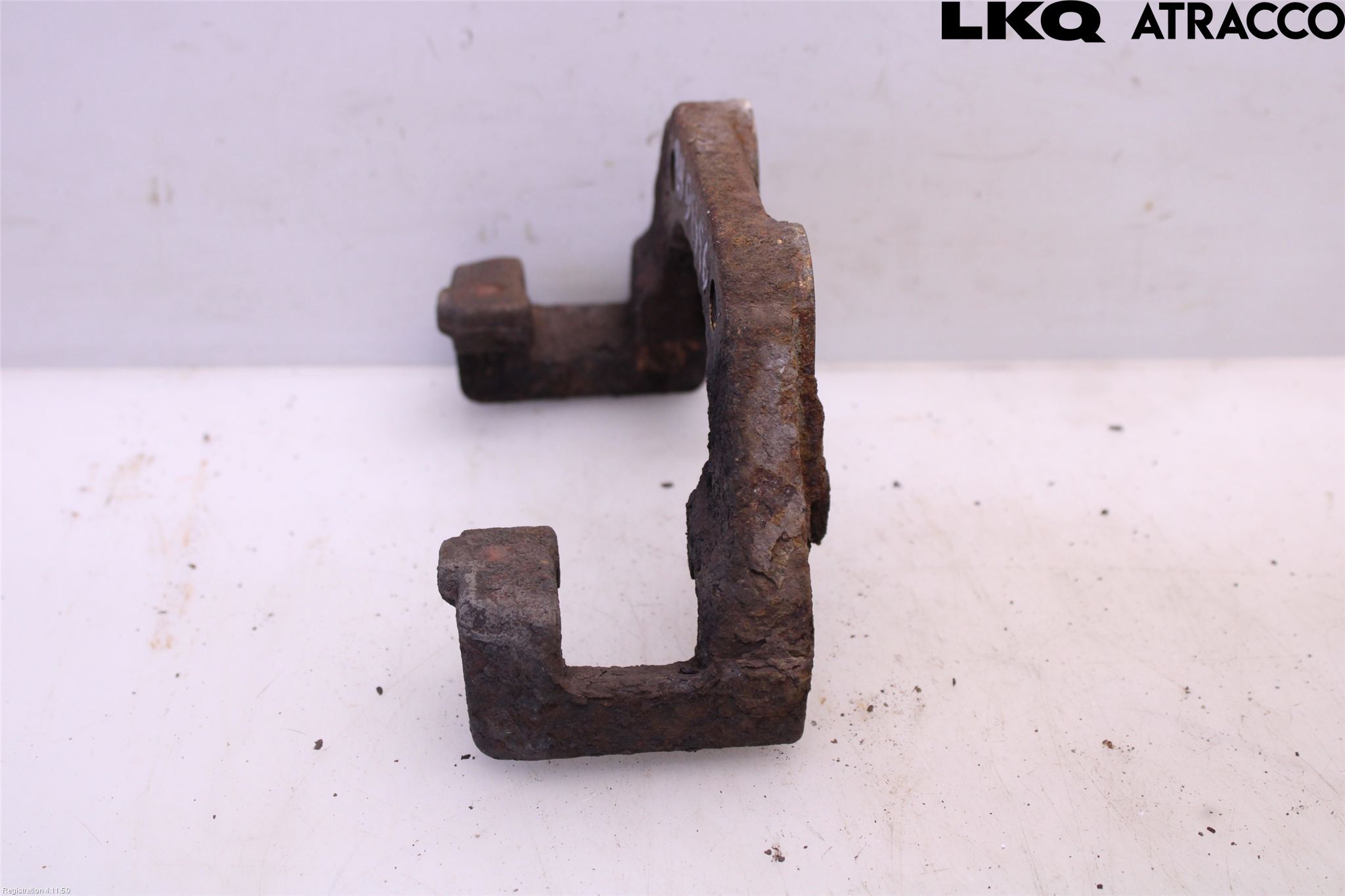 BMW 7 E65/66    00-08 Bromsokshållare