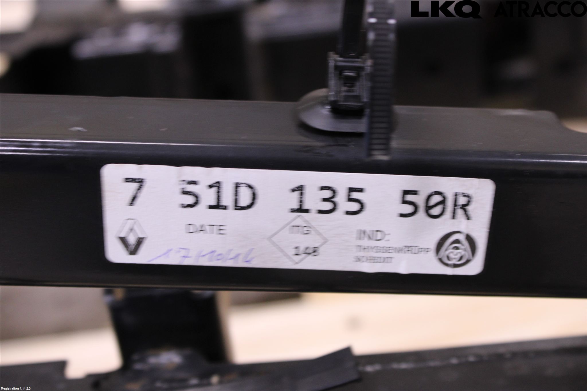 Renault KANGOO II 15-21 Motorfäste