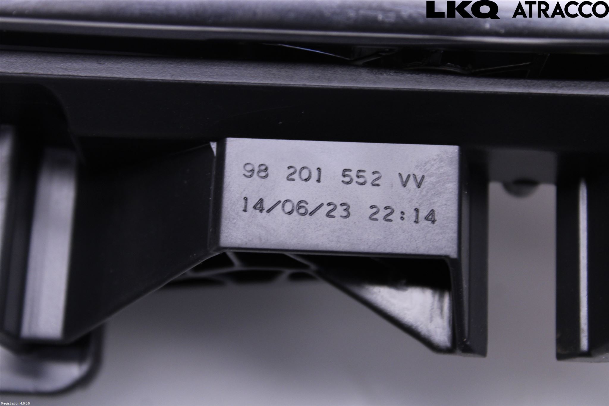 Peugeot 2008/E-2008 20- Dörrhandtag Inre Hö