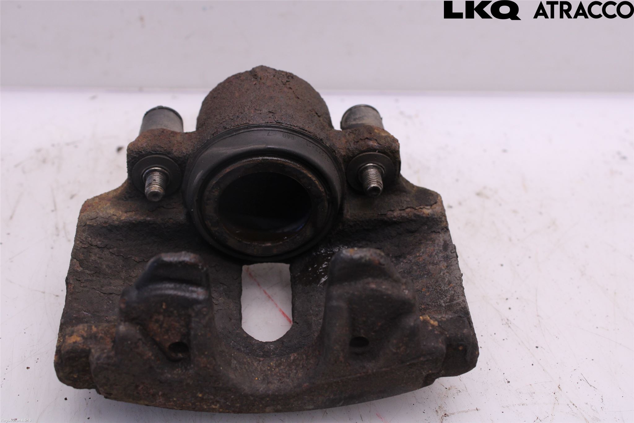 Volkswagen VW PASSAT 11-14 Bromsok Fram Höger