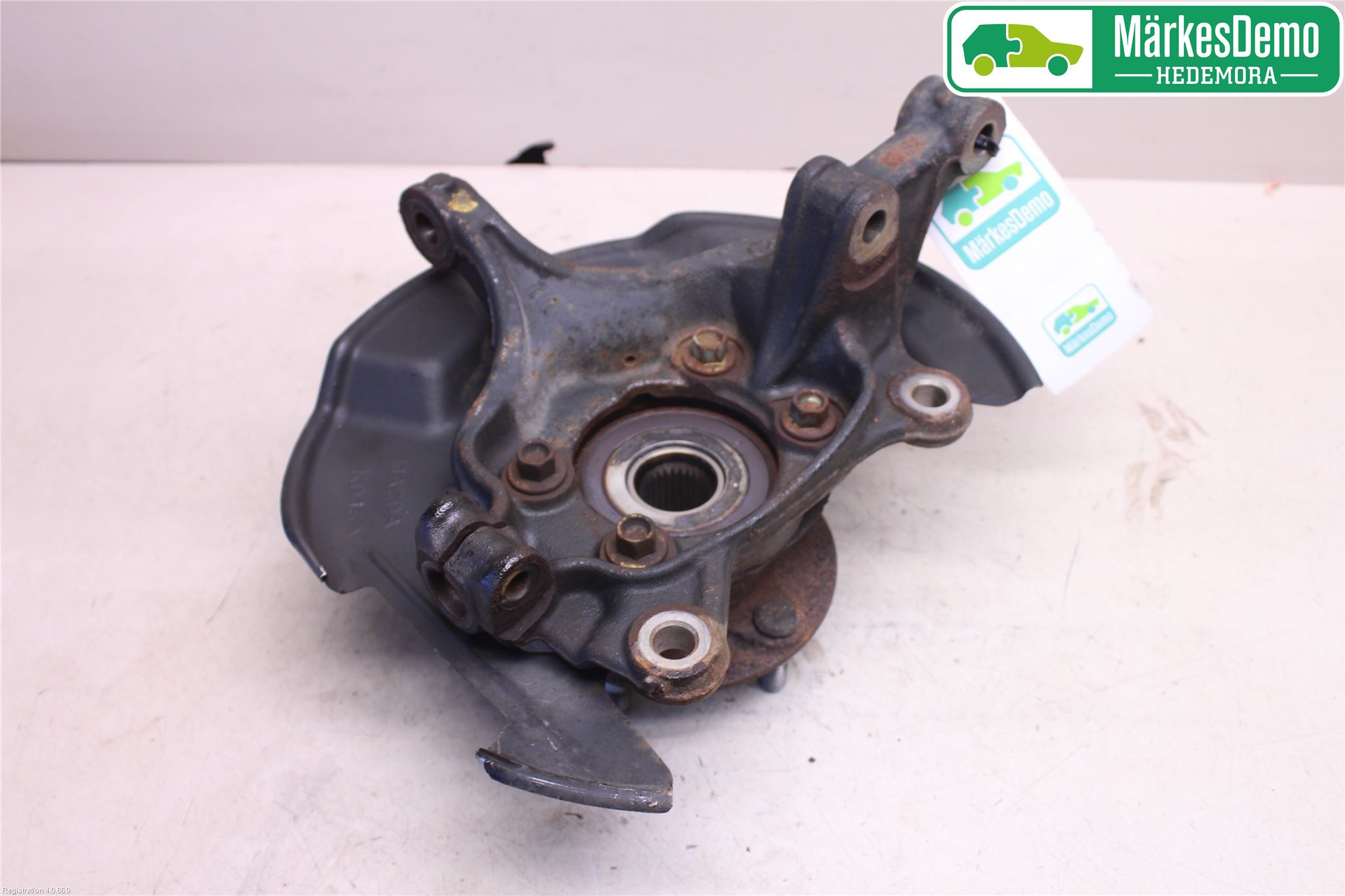 Mazda 3 III 14-19 Styrspindel Lagerhus Vä