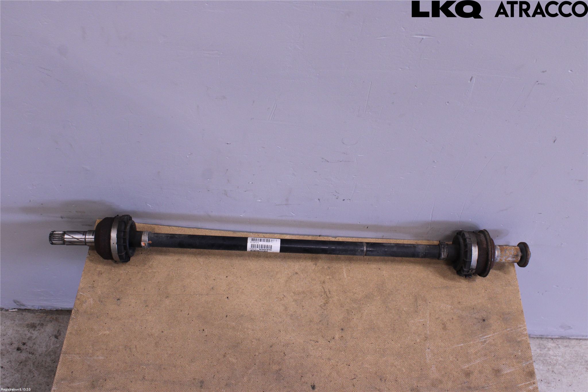 Volvo V90 17->> Drivaxel Bak Höger