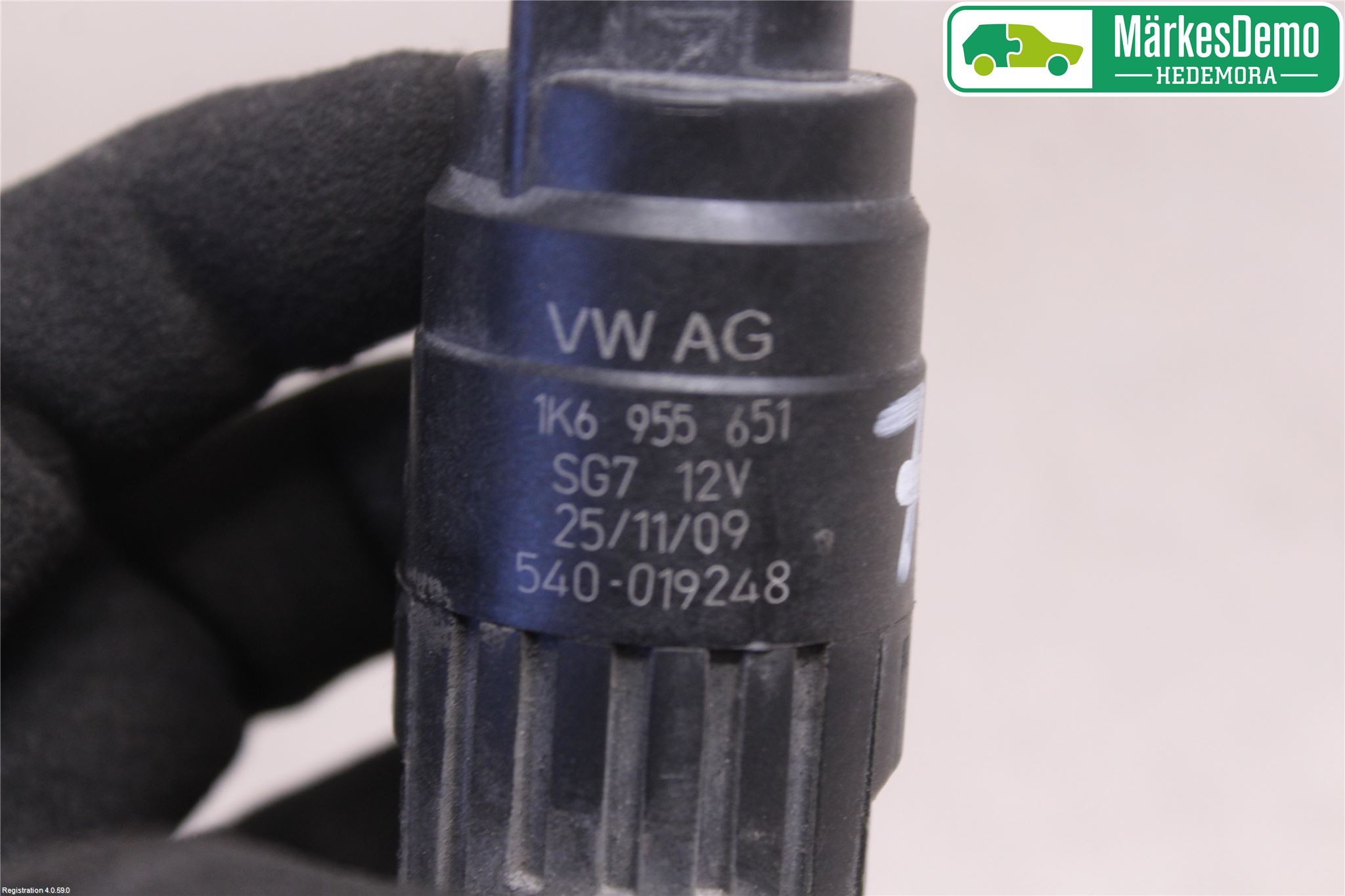 Volkswagen VW GOLF PLUS/CROSS GOLF 04-14 Spolarpump Vindruta