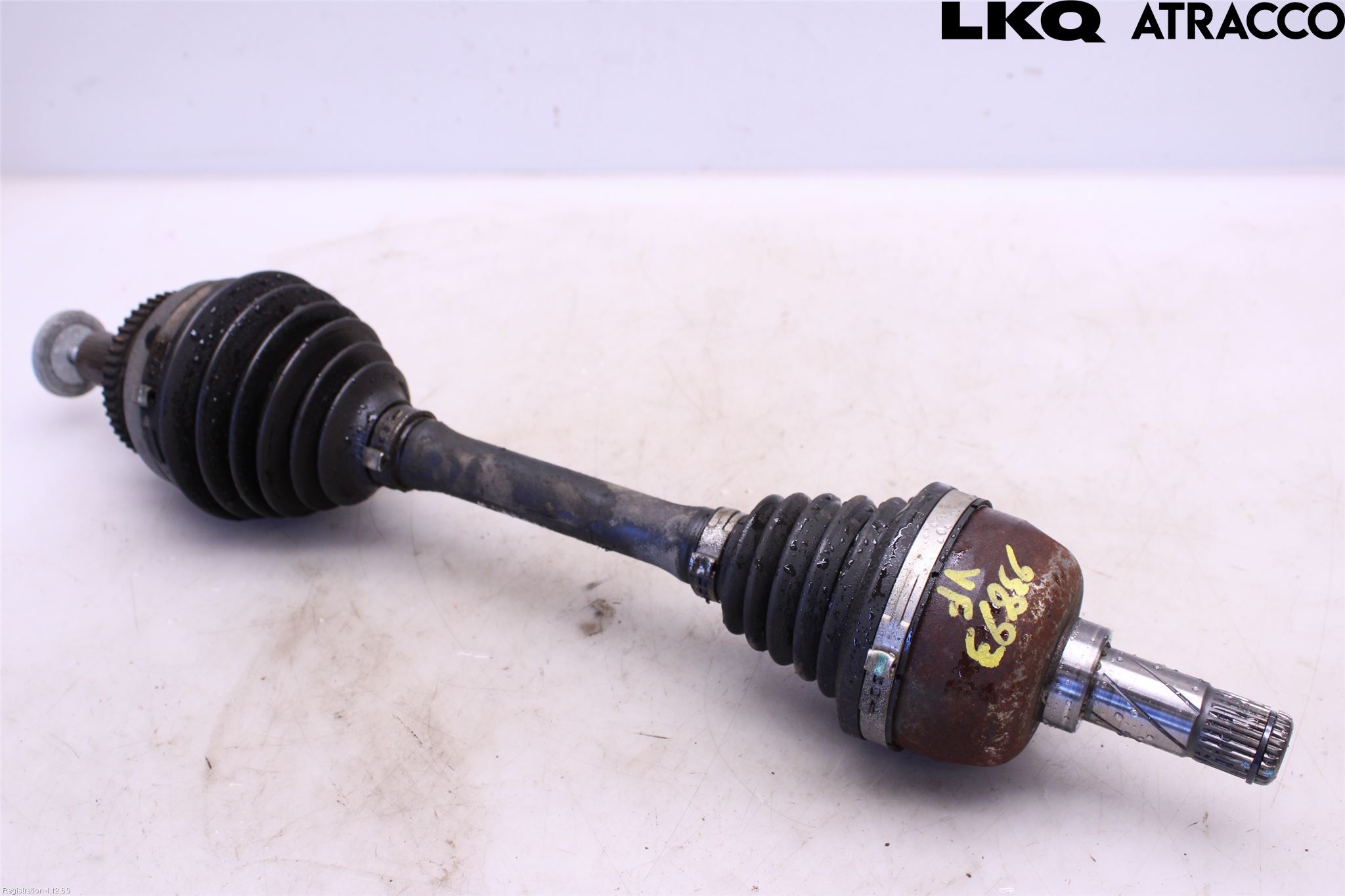 Volvo S60 05-10 Drivaxel Fram Vänster