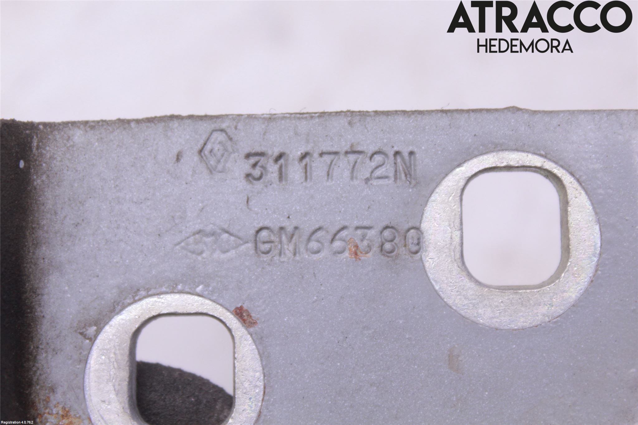 Nissan PRIMASTAR Dörrgångjärn