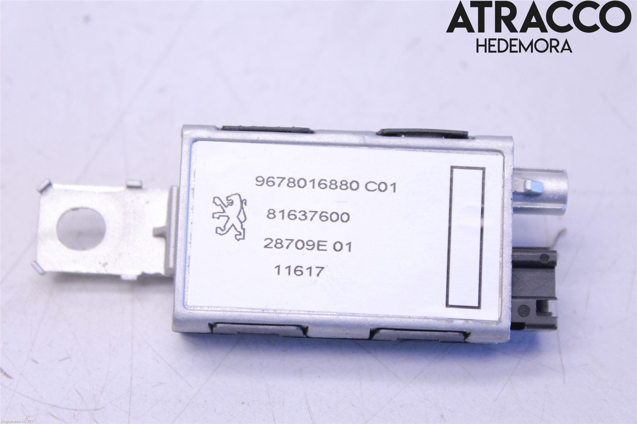 Peugeot 5008 17-24 Antennförstärkare