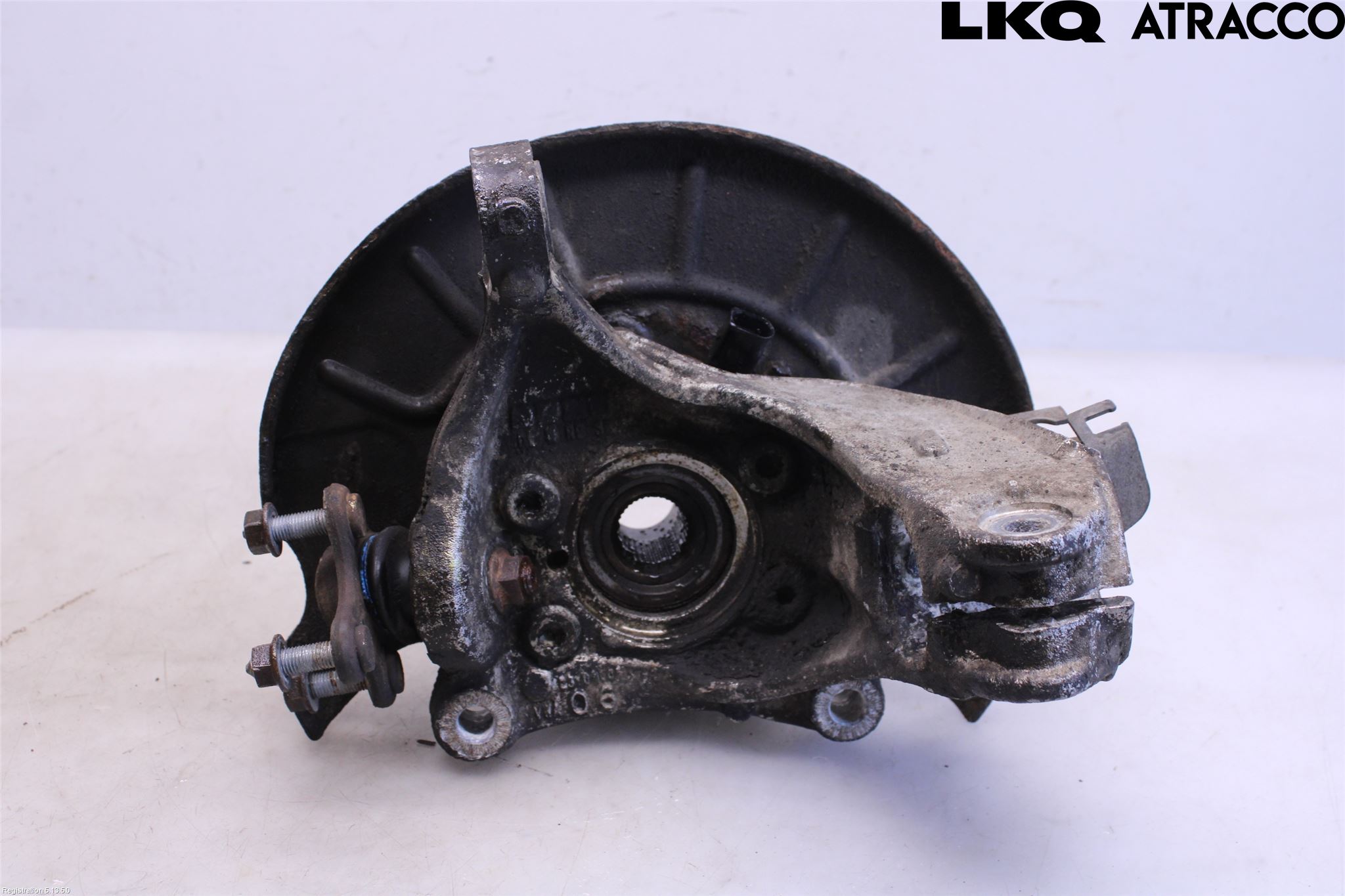 Volkswagen VW PASSAT 05-11 Styrspindel Lagerhus Vä