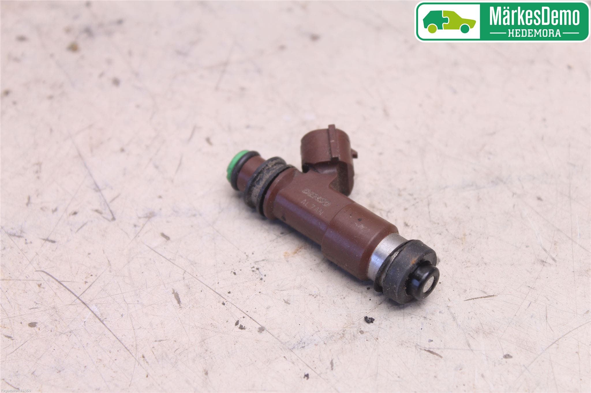 Subaru OUTBACK 10-15 Injspridare