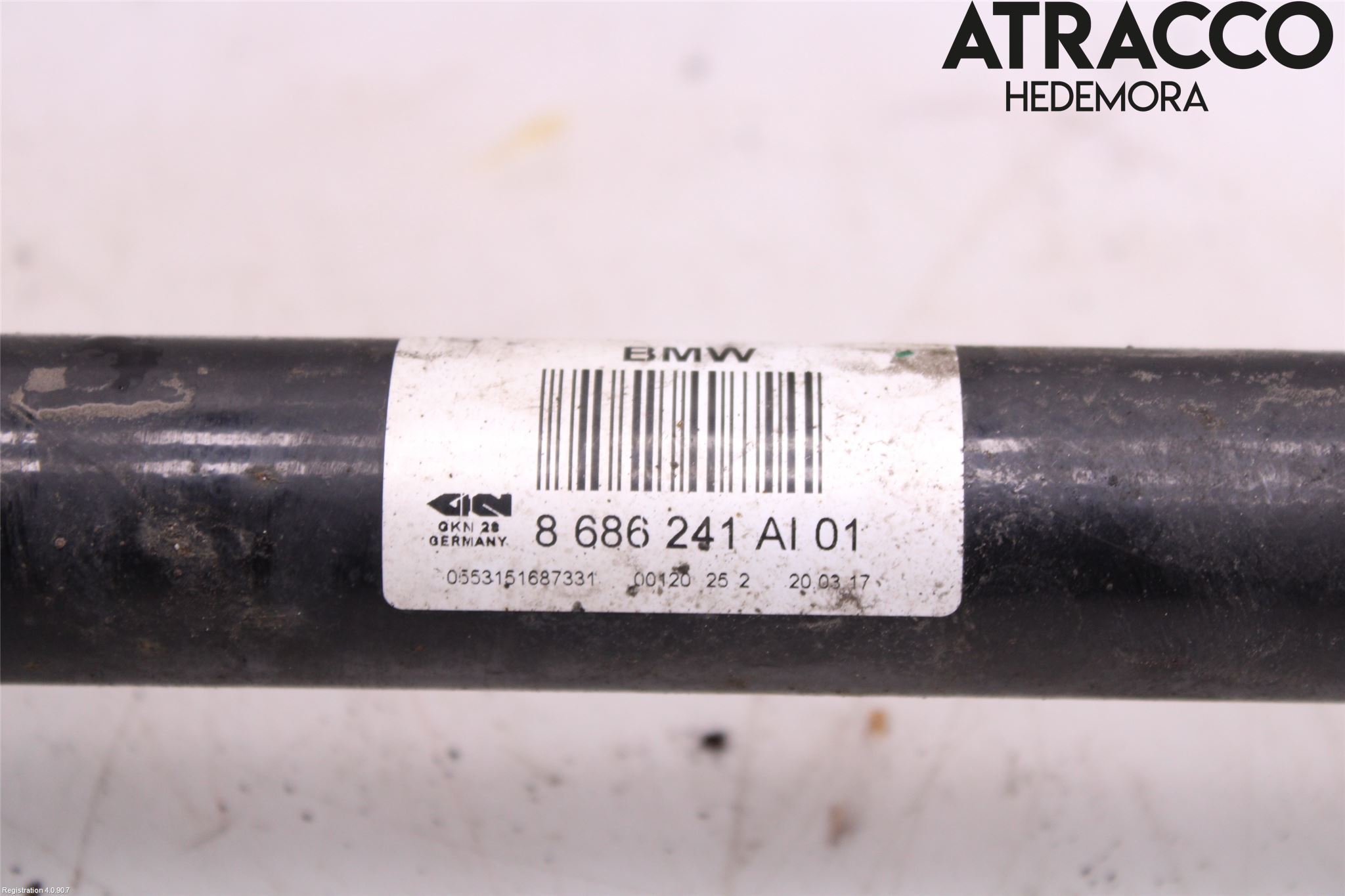 BMW 5 G30/G31/F90 17-23 Drivaxel Bak Vänster