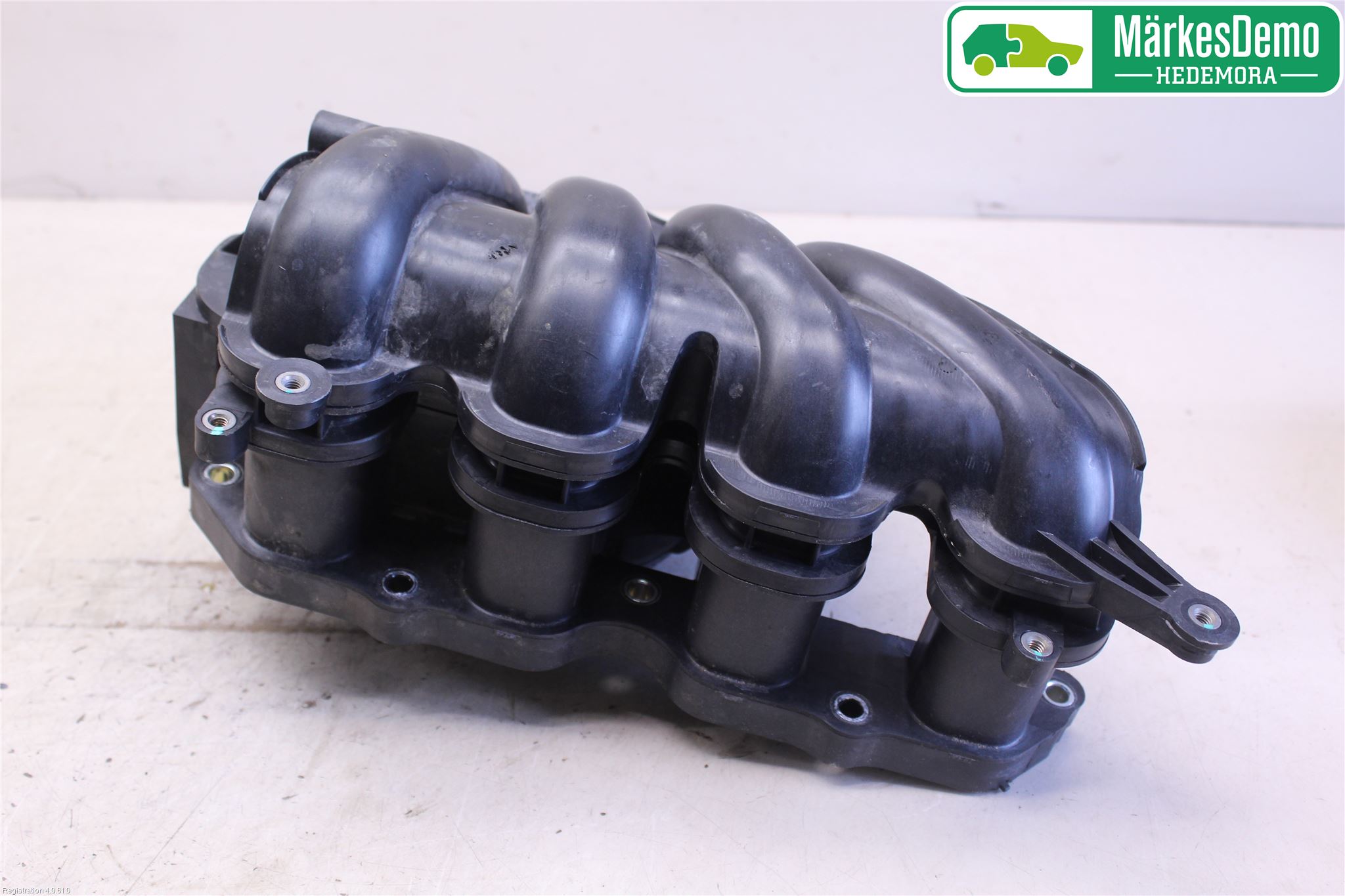 Kia VENGA 10-19 Grenrör Insug