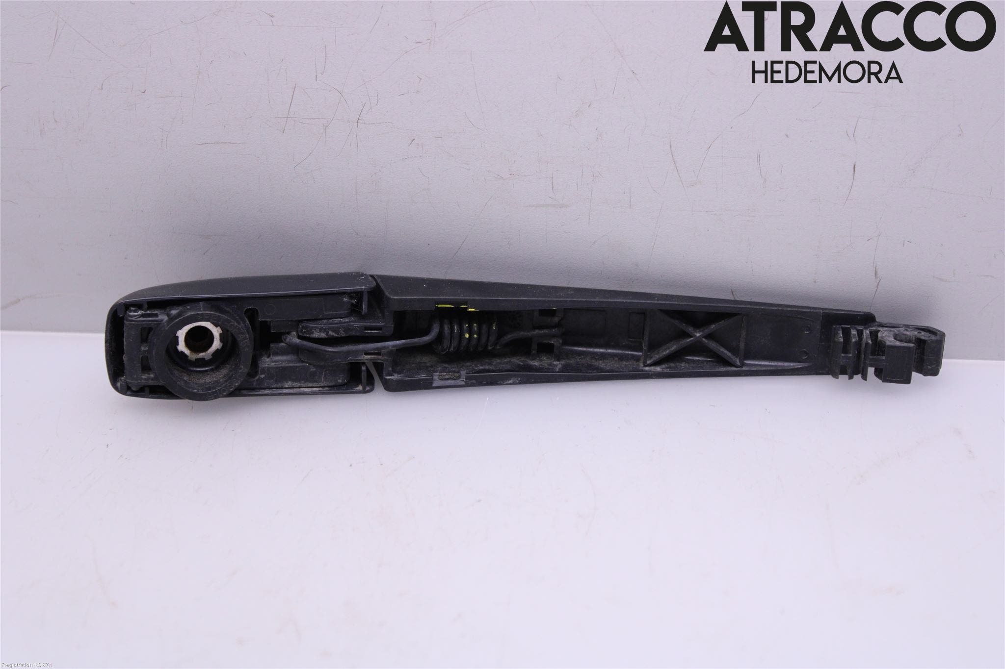 Toyota AURIS 13-19 Torkararm-Bakruta