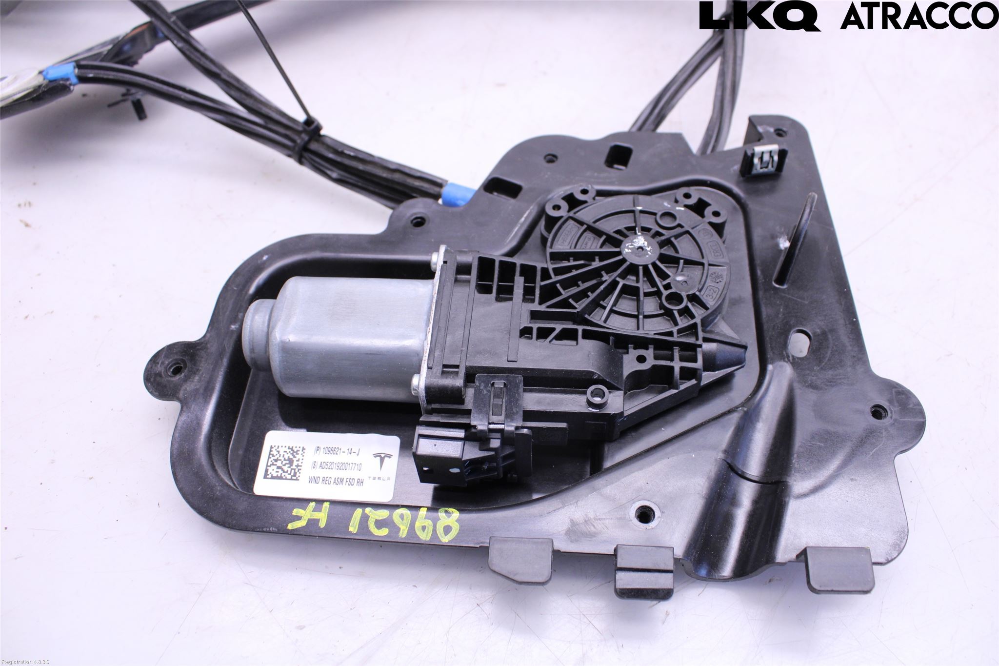 Tesla MODEL 3 17- Fönsterhiss El Kompl