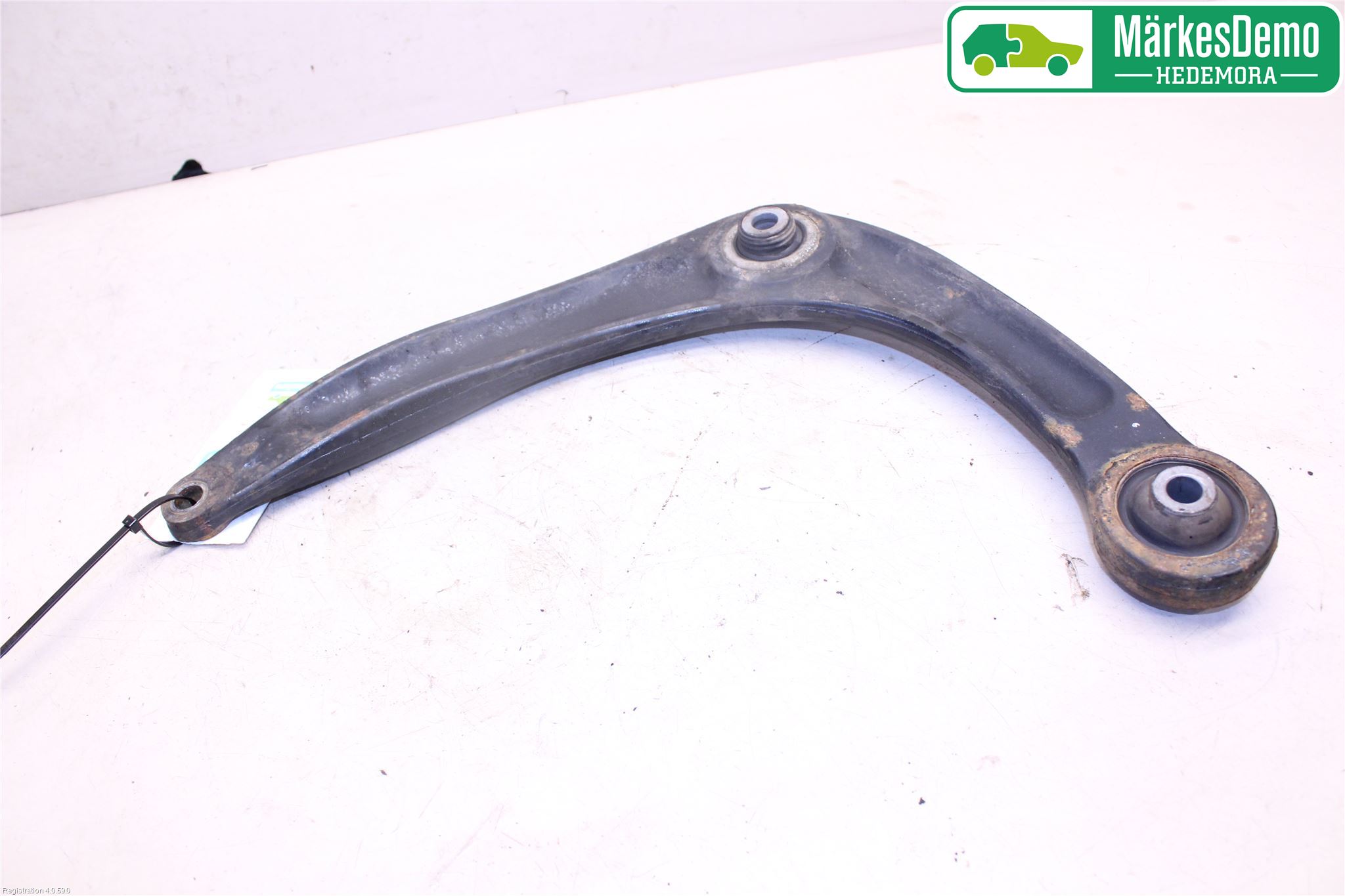 Peugeot PARTNER 16-18 Bärarm Fram Undre Hö