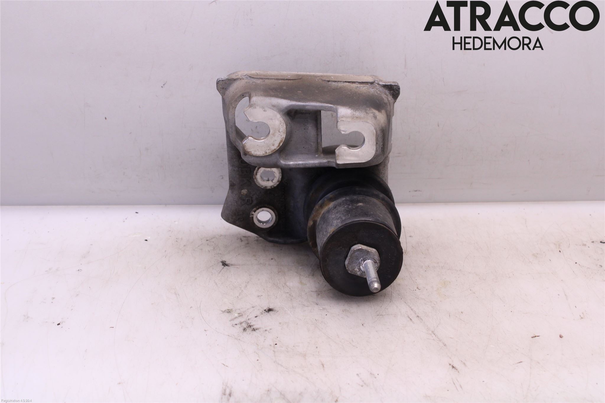 Subaru OUTBACK 15-20 Motorfäste