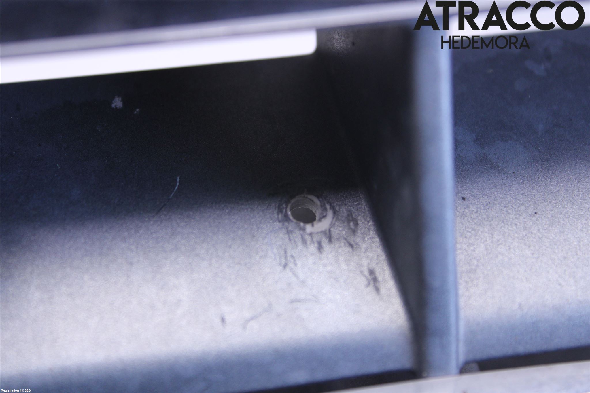 Volvo XC70 01-04 Grill Komp