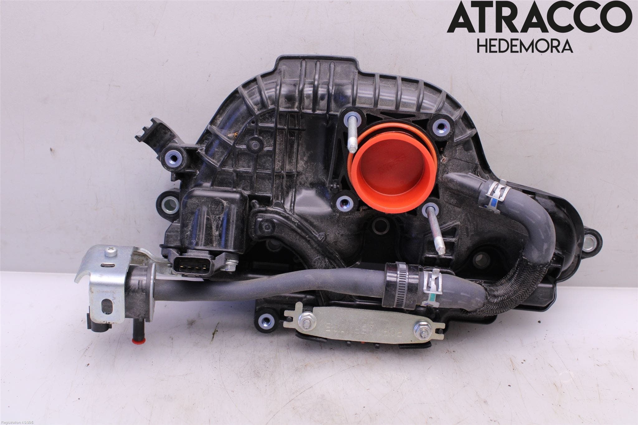 Toyota AURIS 13-19 Grenrör Insug