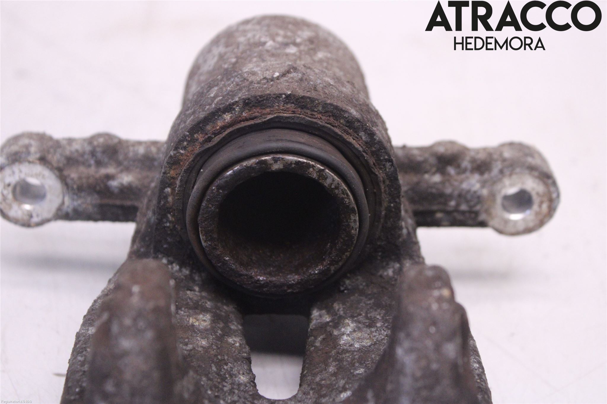 Toyota AVENSIS 03-06 Bromsok Bak Höger