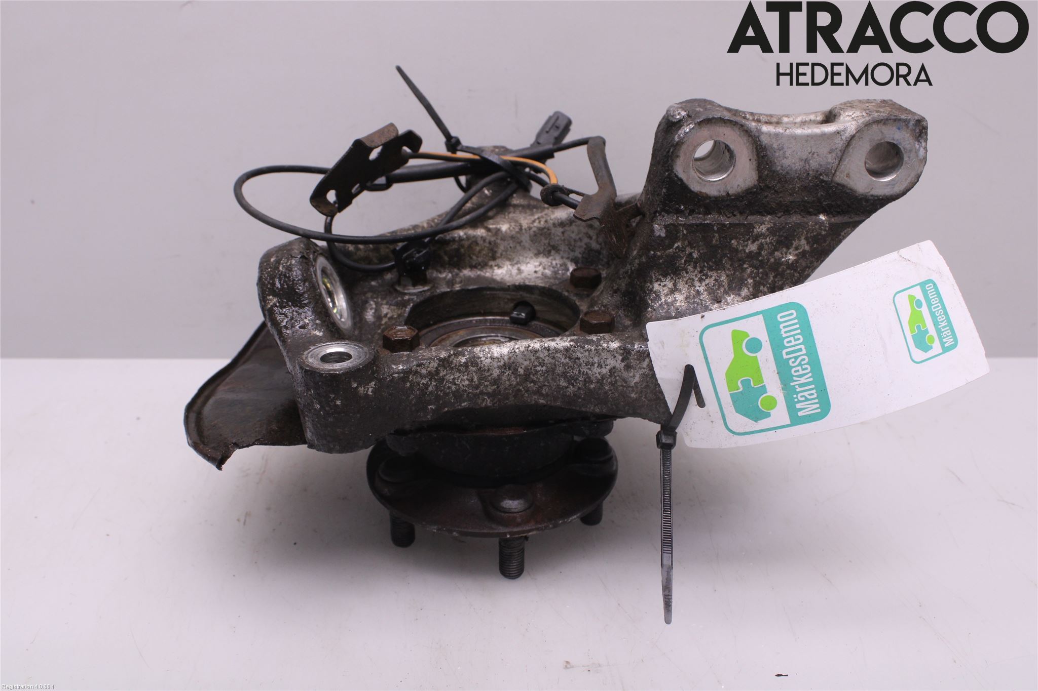 Toyota PRIUS ZVW30 09-20 Styrspindel Lagerhus Vä