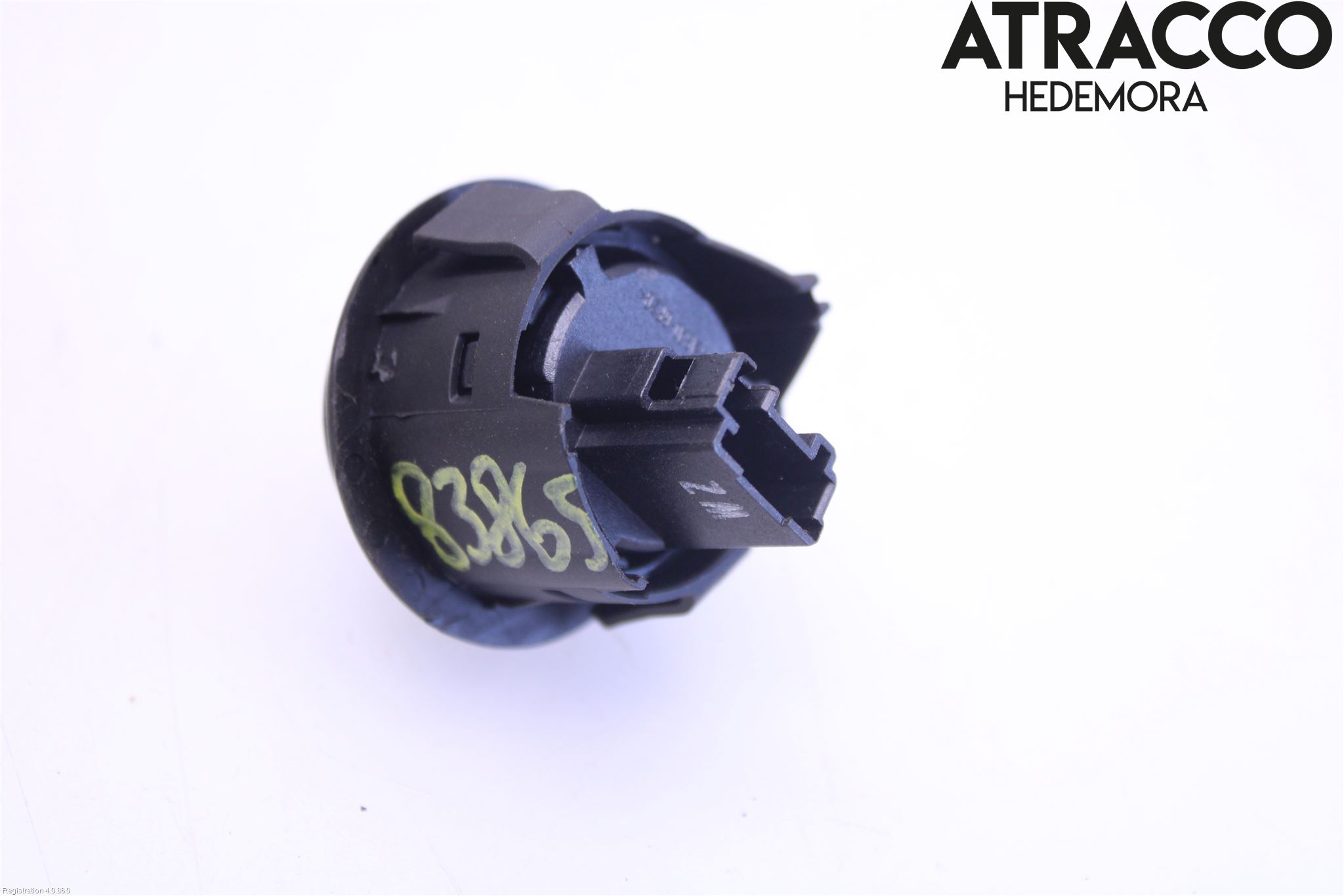 Opel INSIGNIA 09-16 Strömställare Baklucka