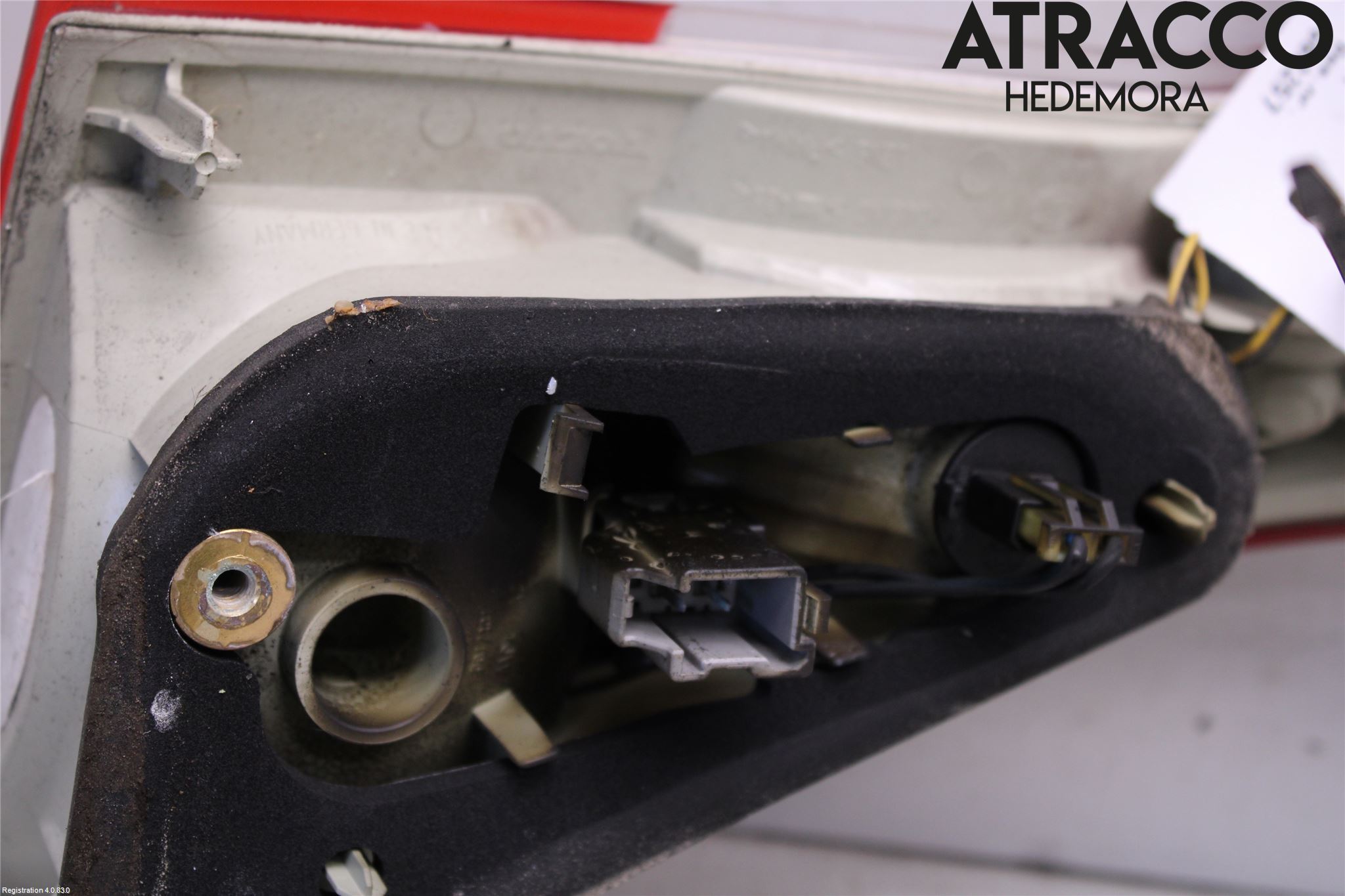 Volvo V70 08-13 Bakljus Lucka Hö