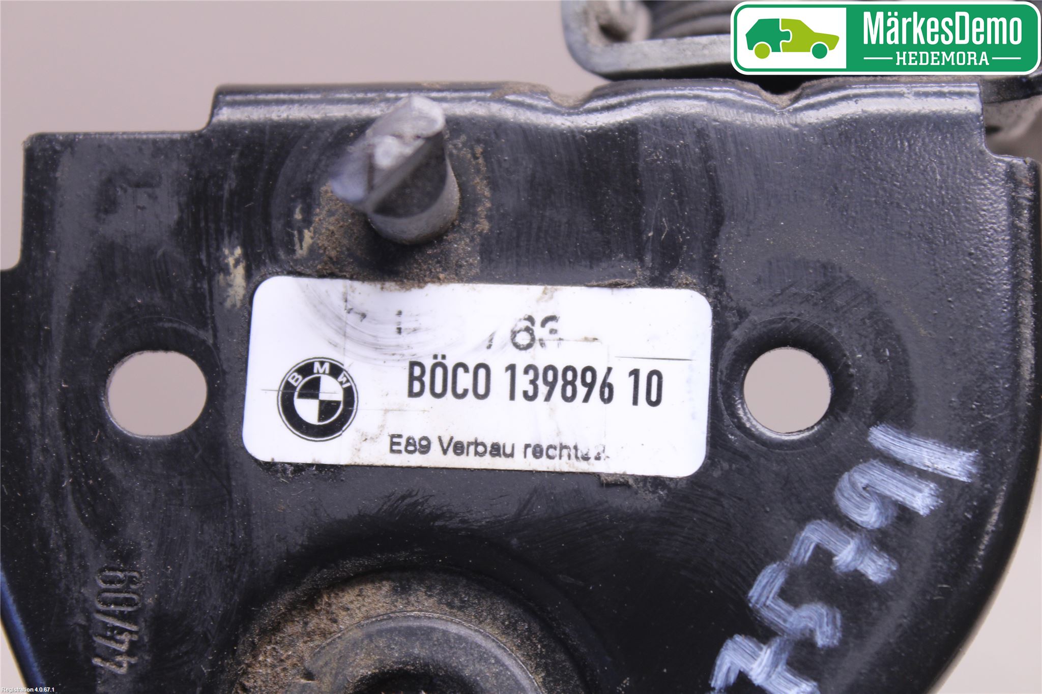 BMW 5 F10/F11/F18 09-17 Huv Spärr