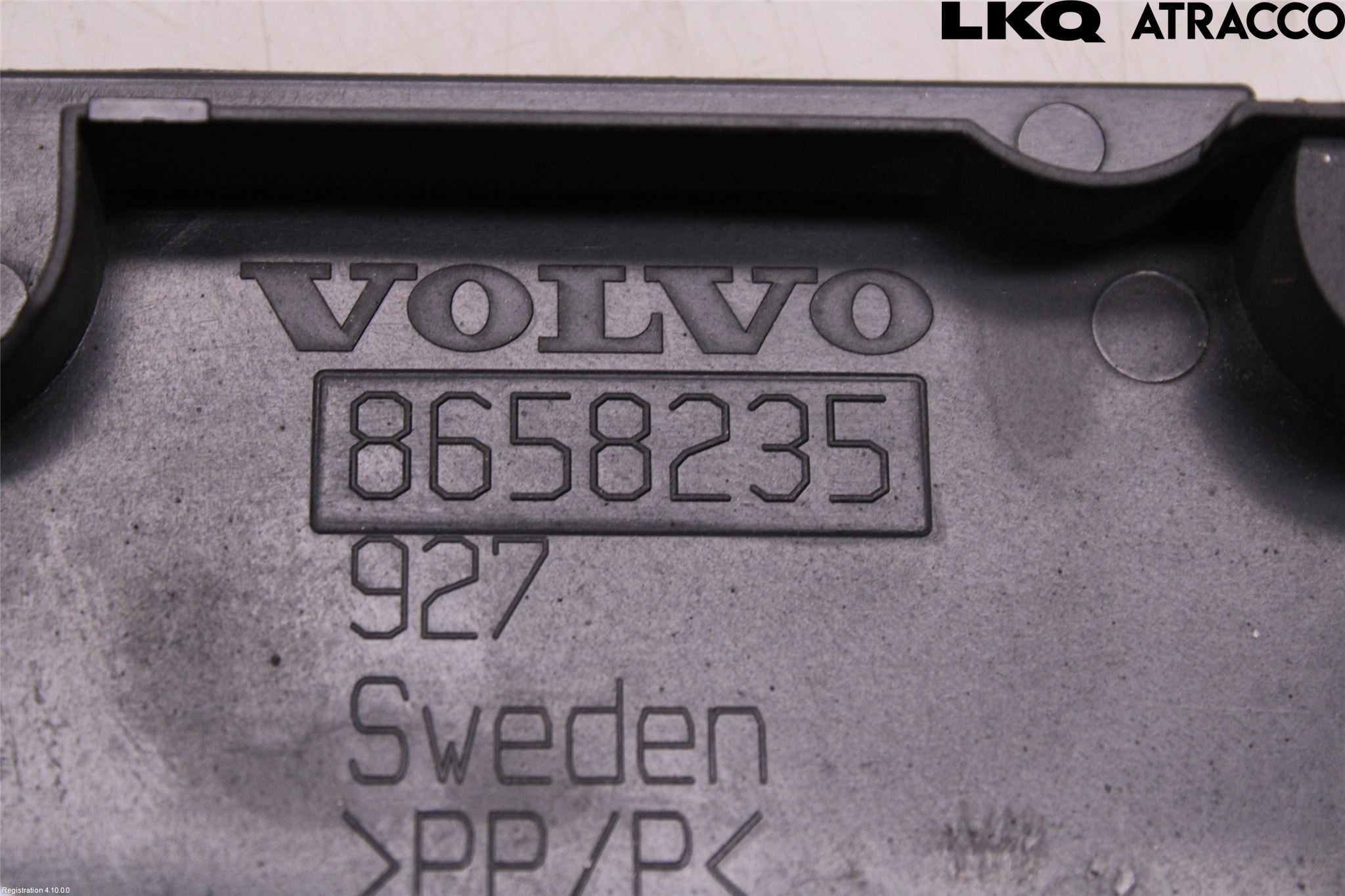 Volvo V70 05-08 Motorkåpa