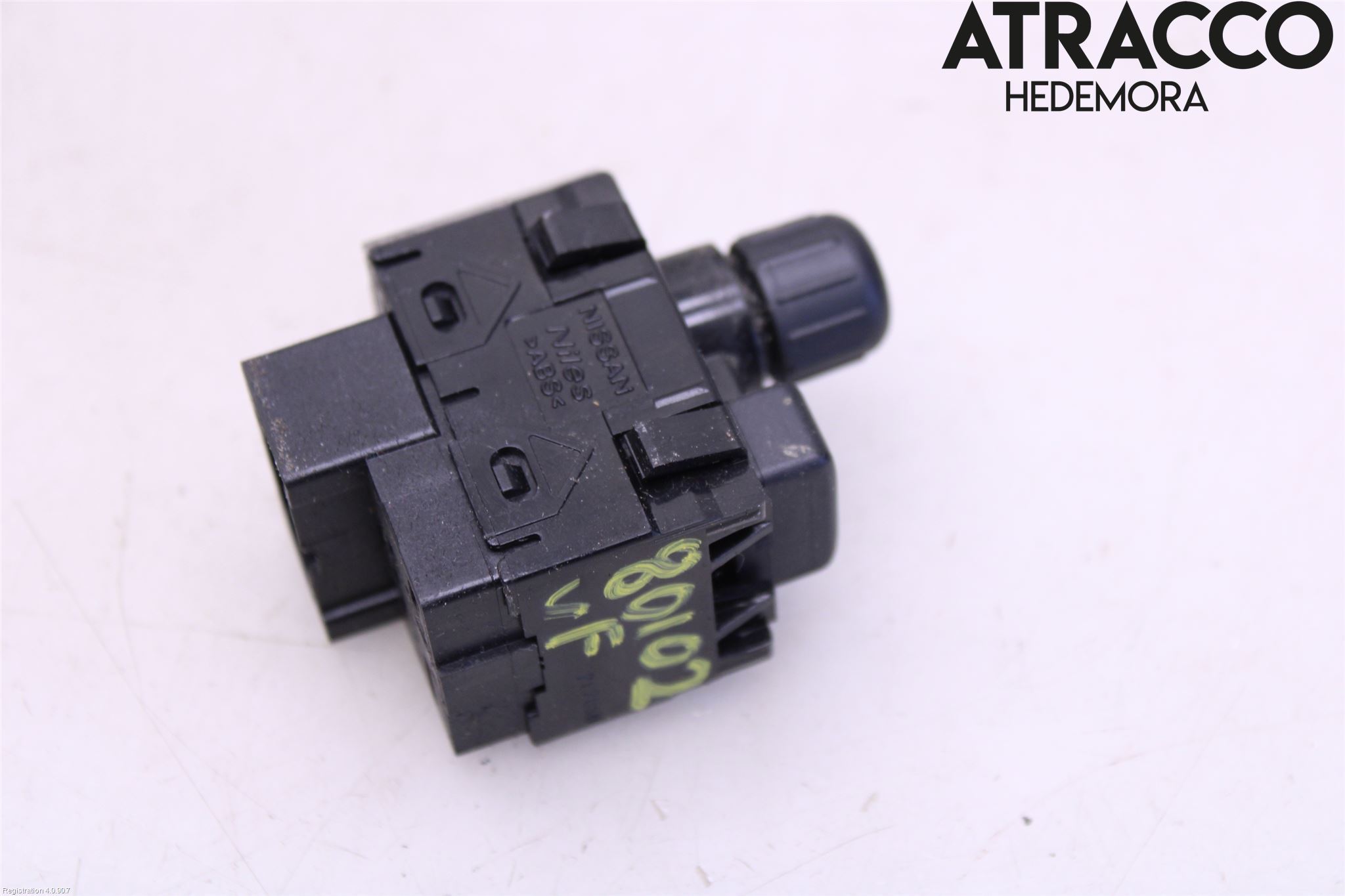 Nissan LEAF 11-17 Strömställare Spegel