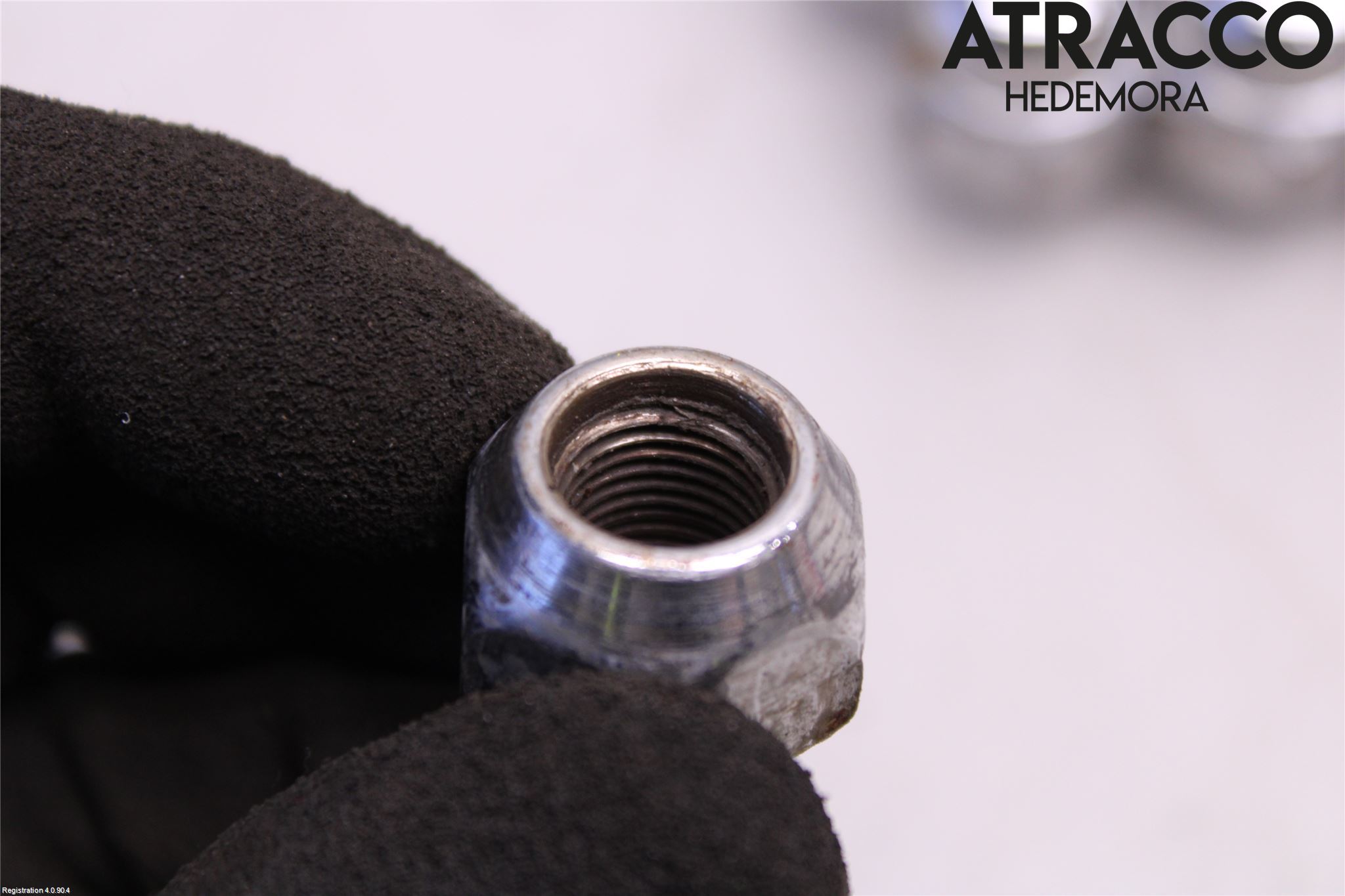 Nissan LEAF 11-17 Hjulmutter-Bult-Sats