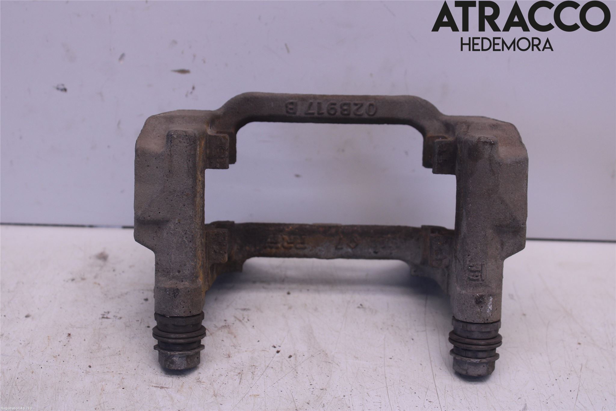 Opel INSIGNIA 17- Bromsokshållare