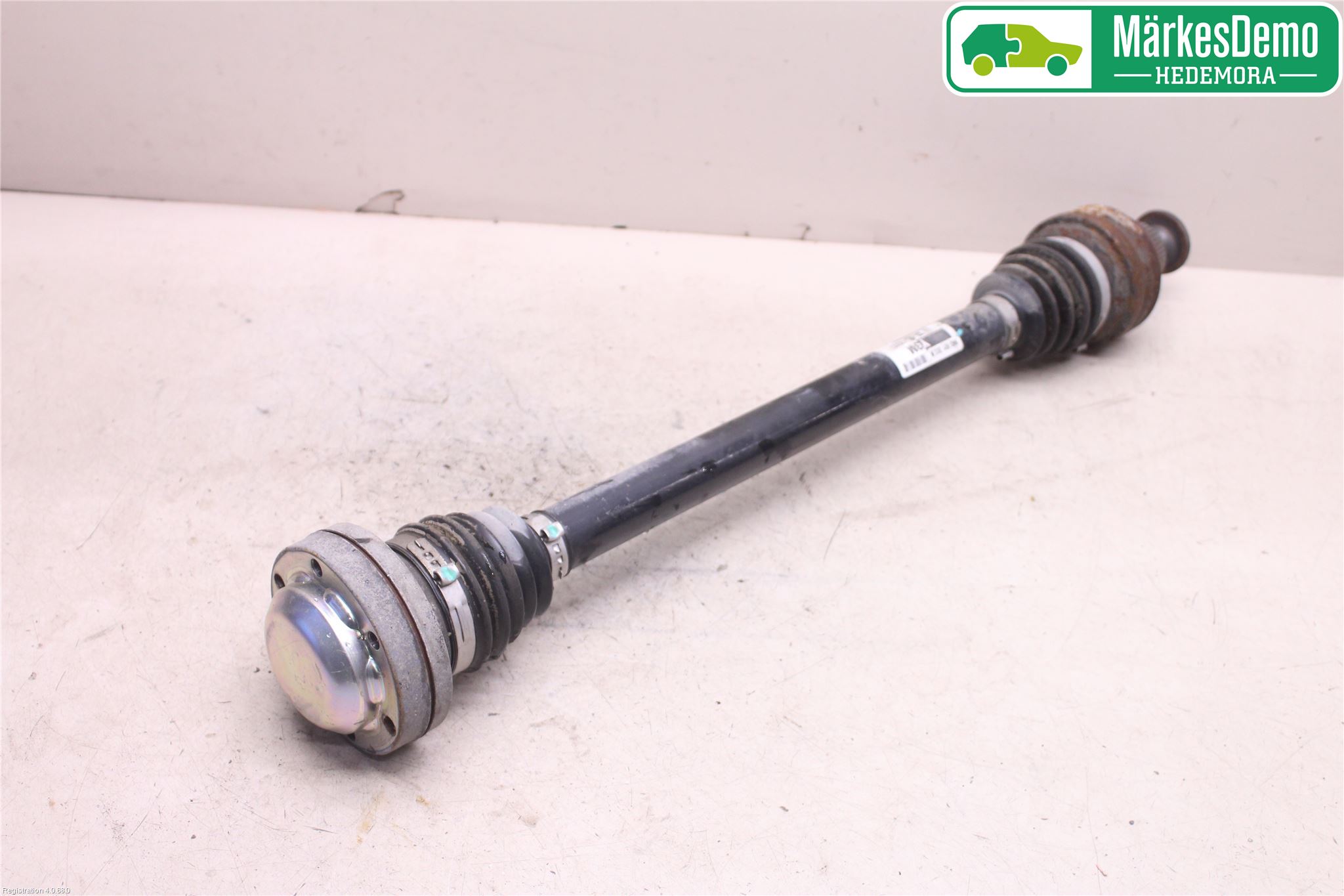 Audi A4 12-15 Drivaxel Bak Vänster