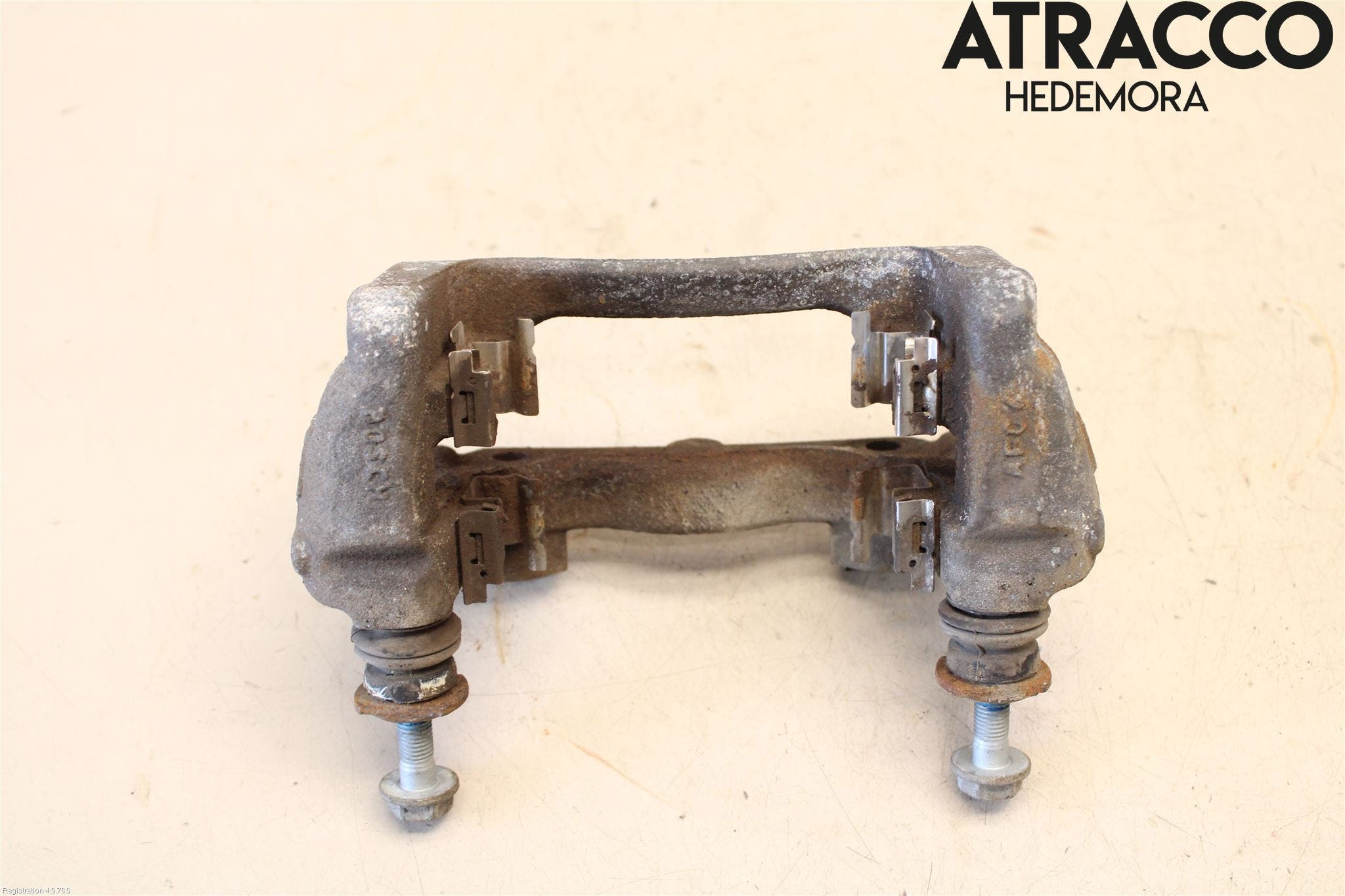 Toyota AURIS 13-19 Bromsokshållare