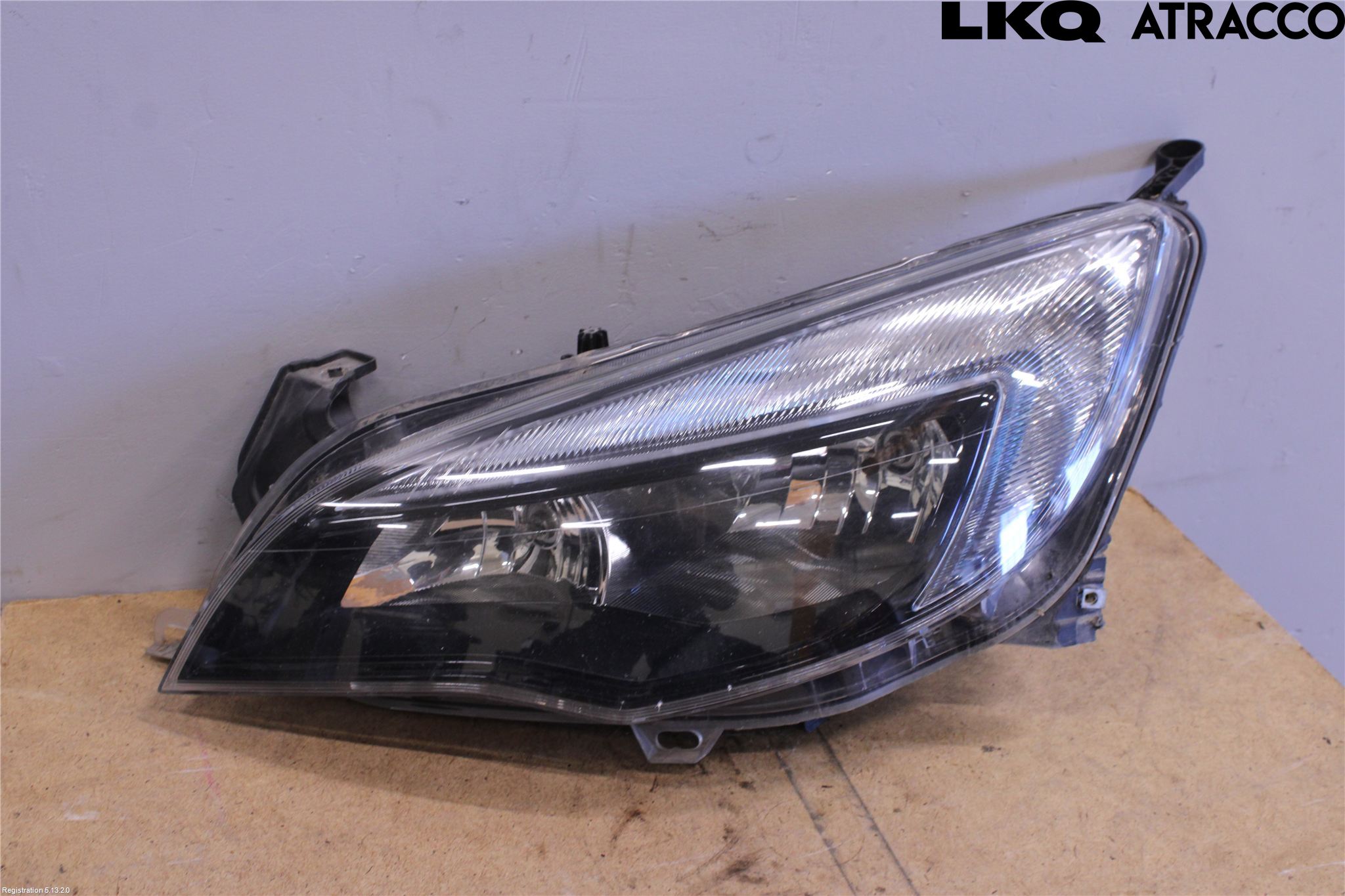 Opel ASTRA J 10-15 Strålkastare Vänster