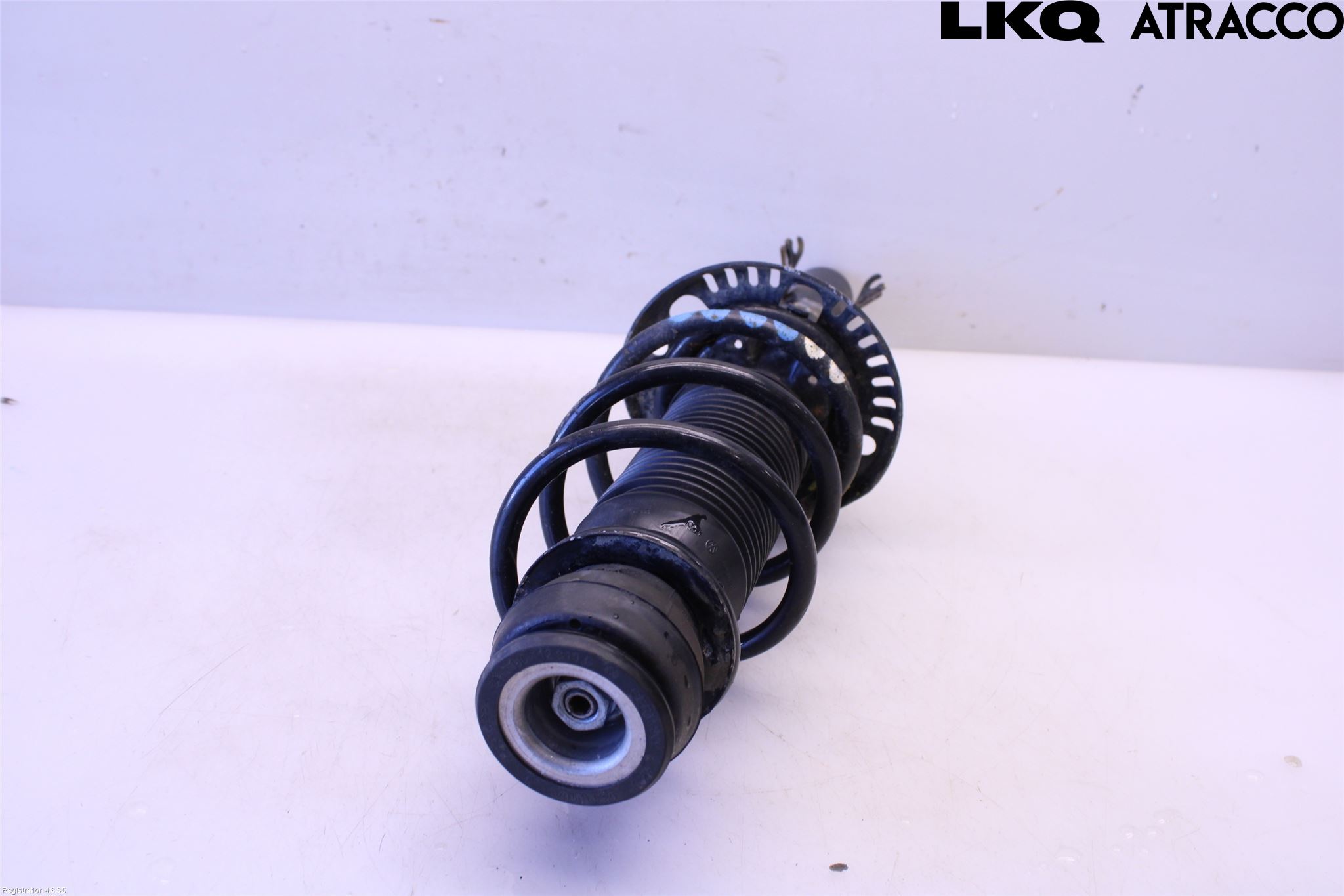 Volkswagen VW UP! / E-UP! Fjäderben Fram Höger