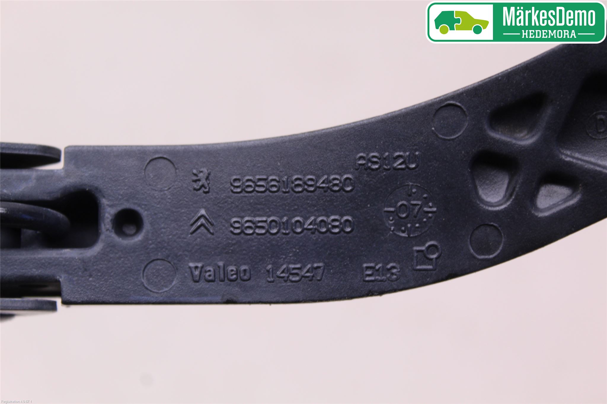 Citroen C4 I   05-10 Torkararm Armar Vindruta