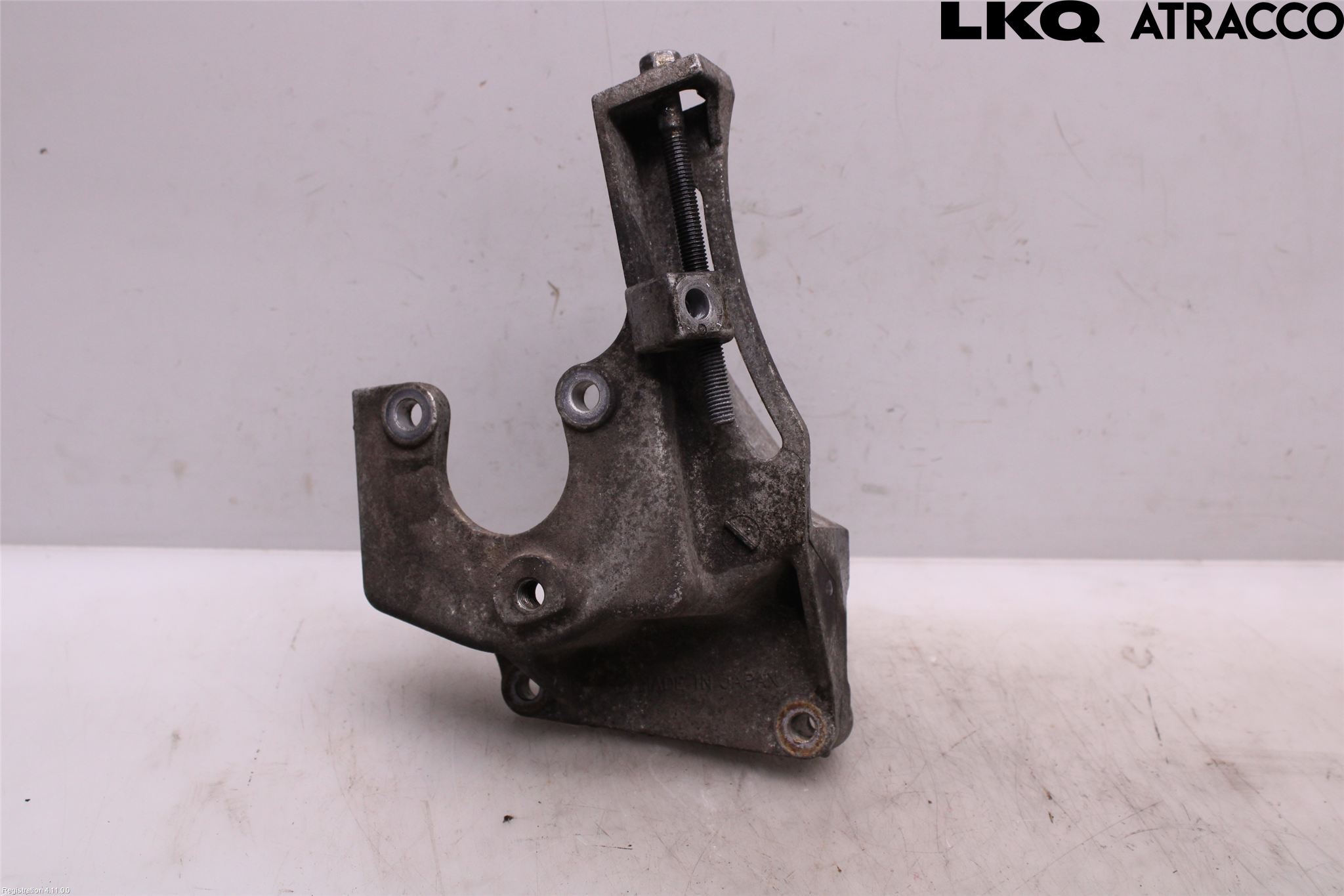 Subaru OUTBACK   99-03 Styrservopumpsfäste