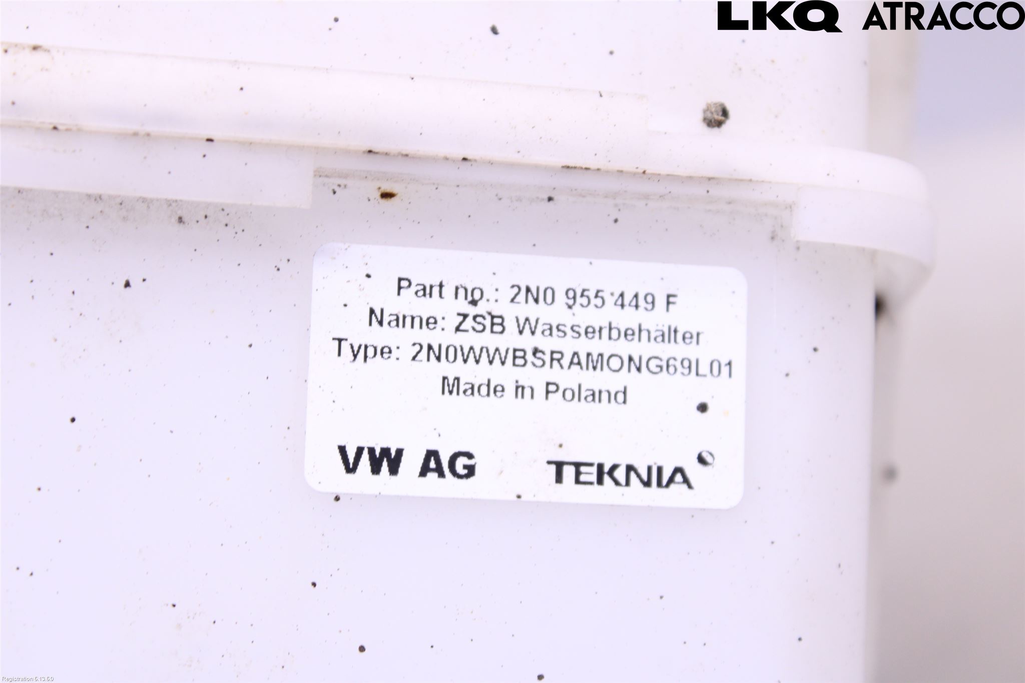 Volkswagen VW CRAFTER II / E-CRAFTER 17- Spolartank Vindruta