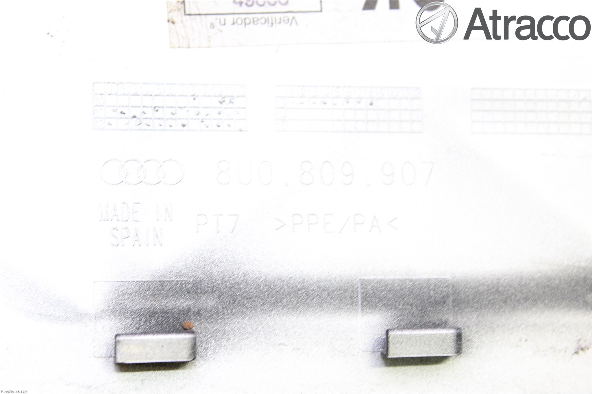 Audi Q3 8U 12-18 Tanklucka