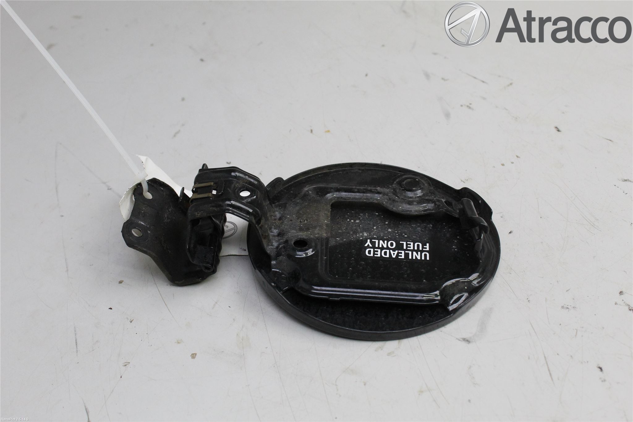 Toyota YARIS XP130 12-14 Tanklucka