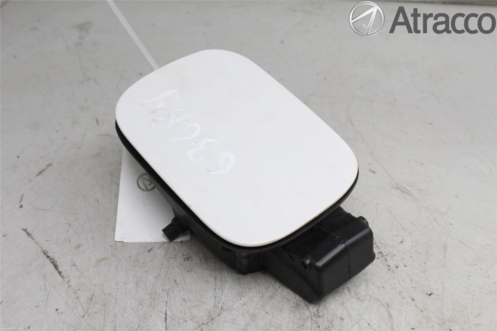 Volkswagen VW GOLF VI 09-13 Tanklucka