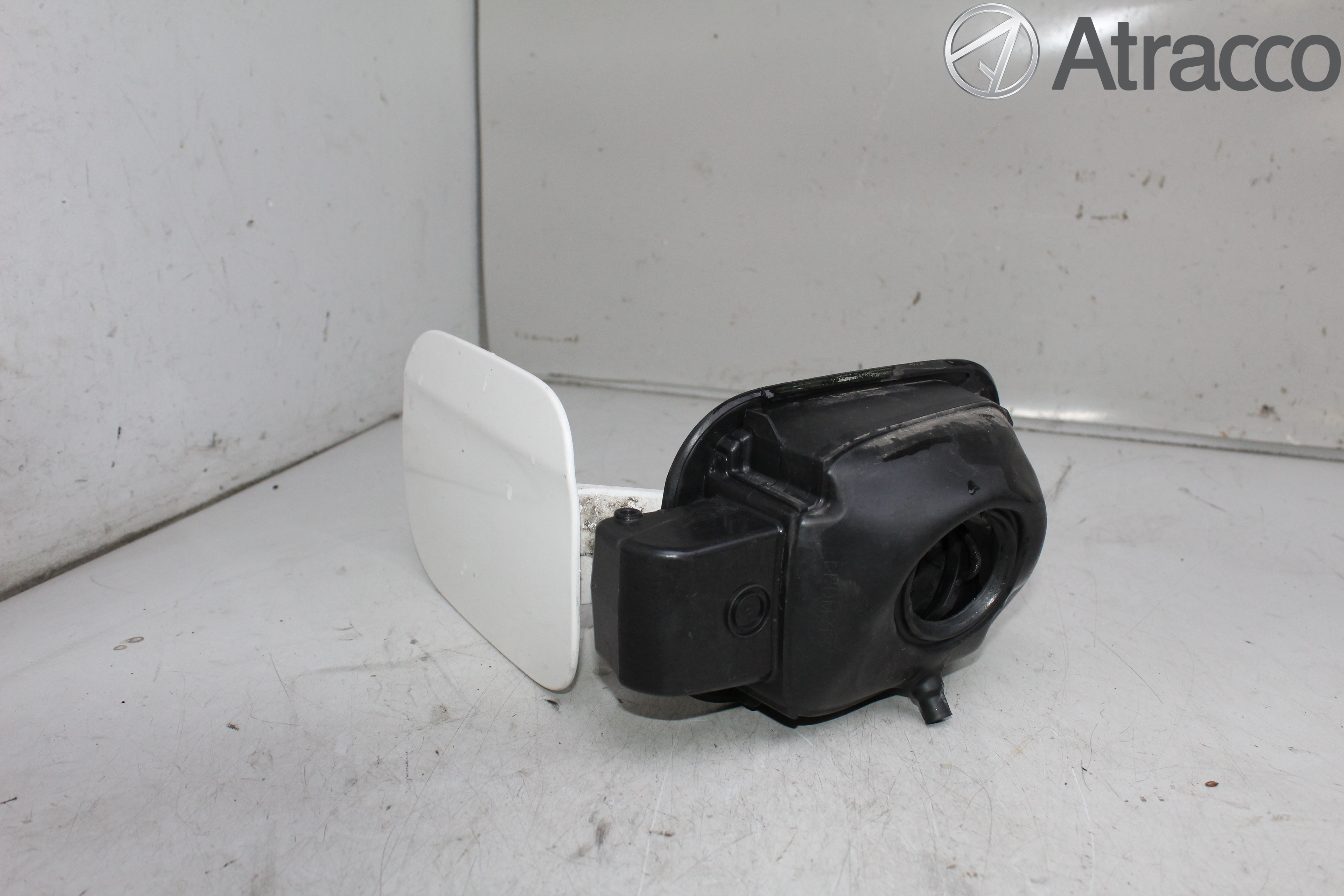 Volkswagen VW GOLF VI 09-13 Tanklucka