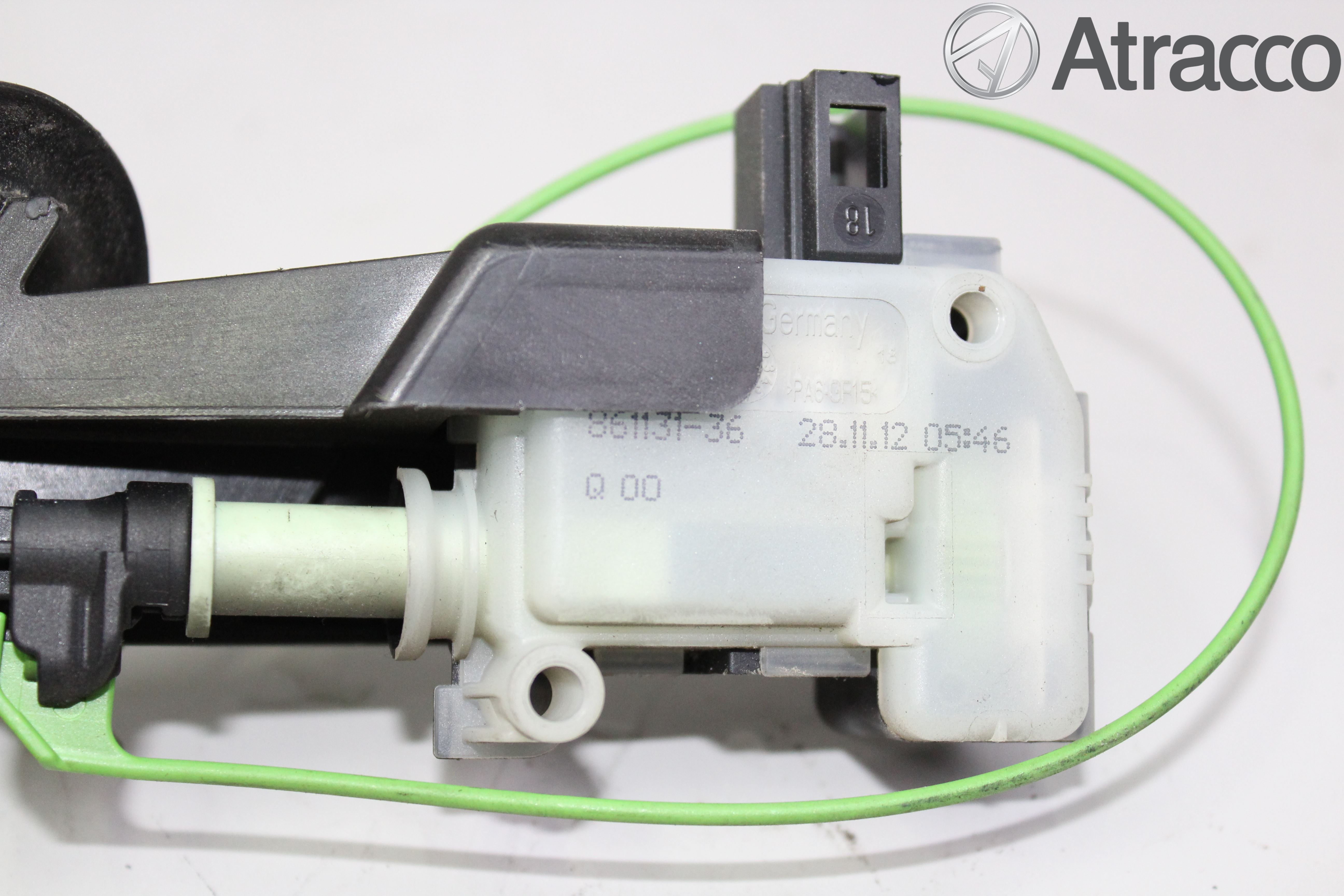 Volvo V60 11-13 Centrallåsmot Tanklucka